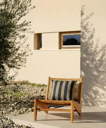 Garden Glory ριγέ μαξιλάρι - Μαύρο-μπεζ, 50x50 εκ. - Garden Glory