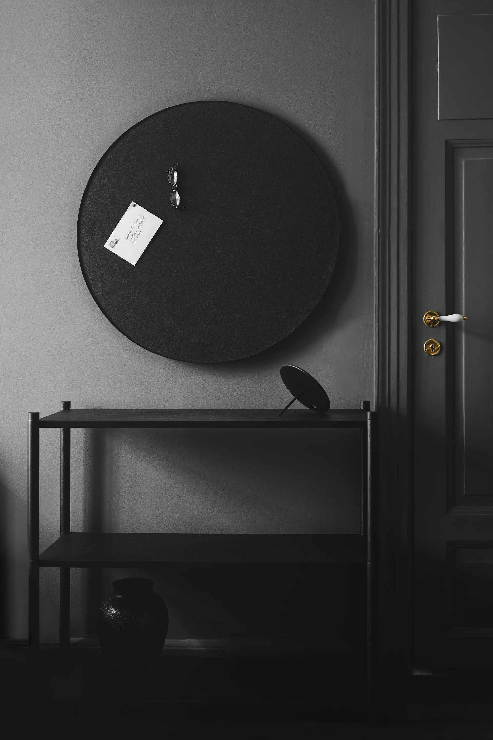 Sceene bookcase A, Μαύρη βαμμένη δρυς Gejst