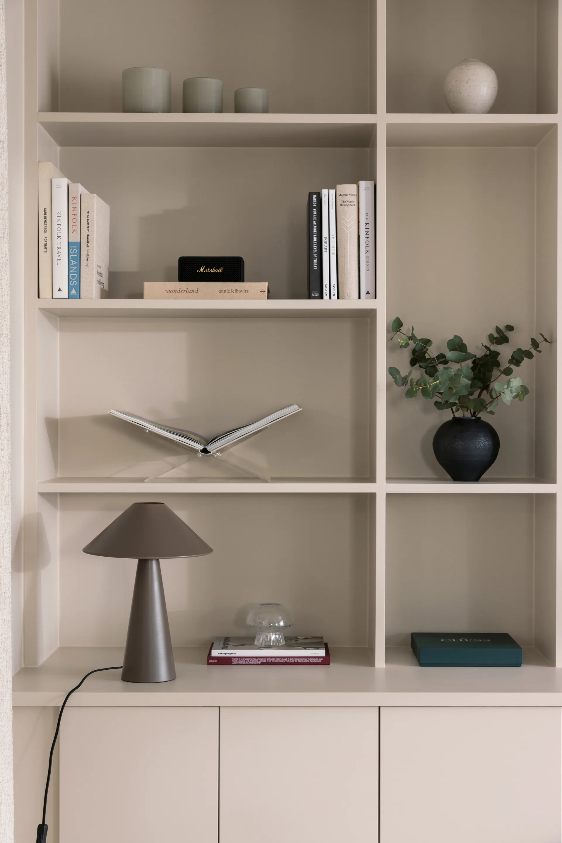 Επιτραπέζιο φωτιστικό Cannes, Καφέ Globen Lighting