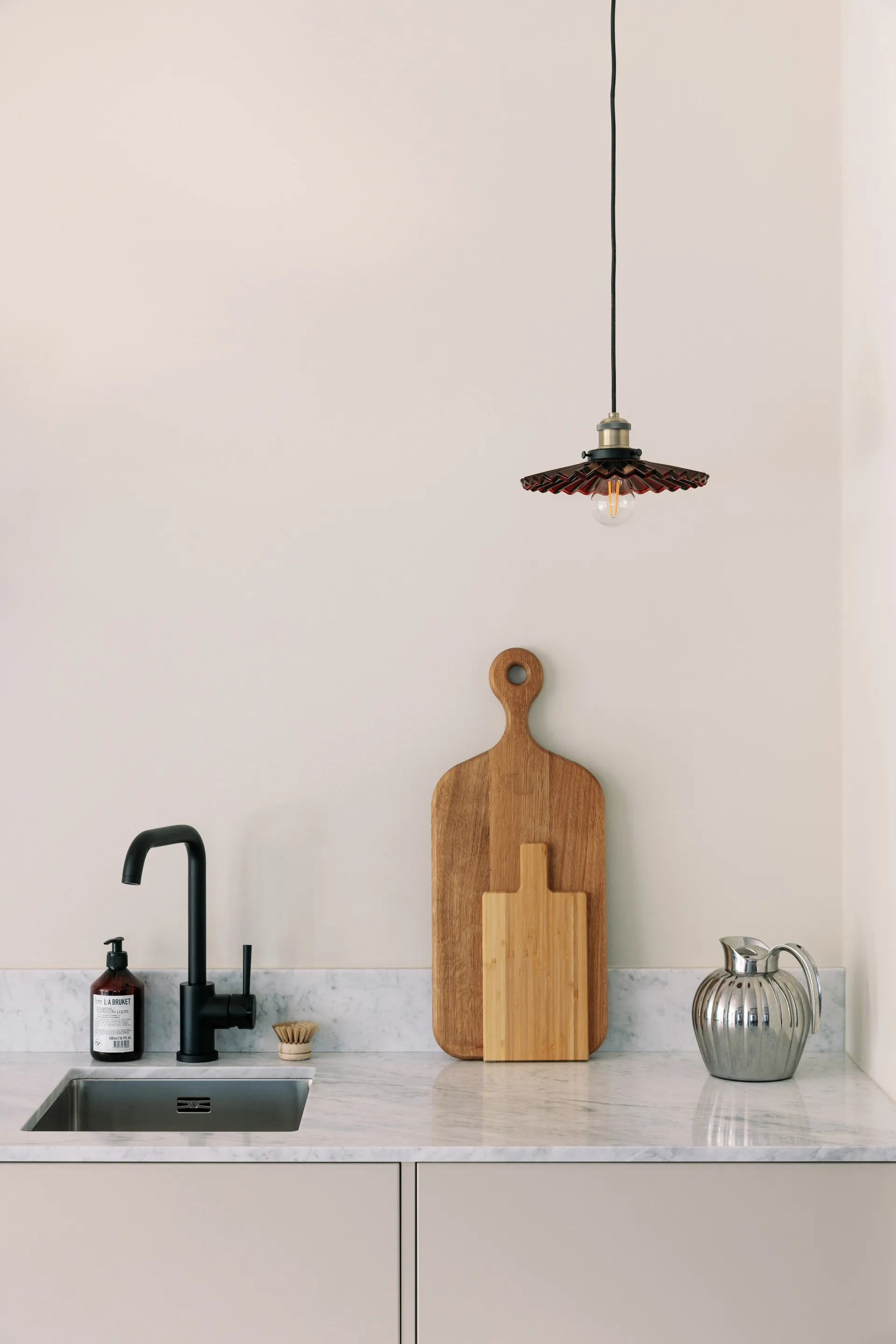 Cobbler κρεμαστό φωτιστικό Ø25 cm, Μπορντό Globen Lighting