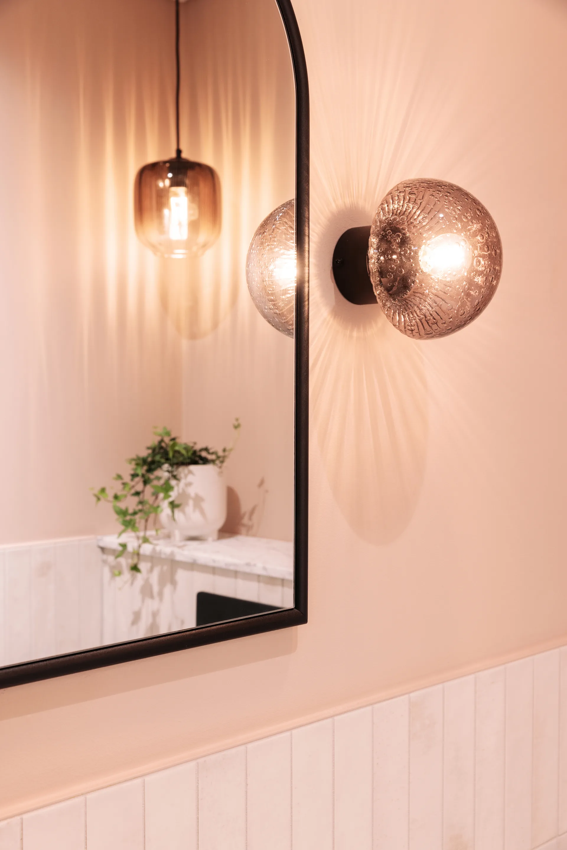 Fungo πλαφονίερα Ø16 cm, Καπνιστό μαύρο Globen Lighting