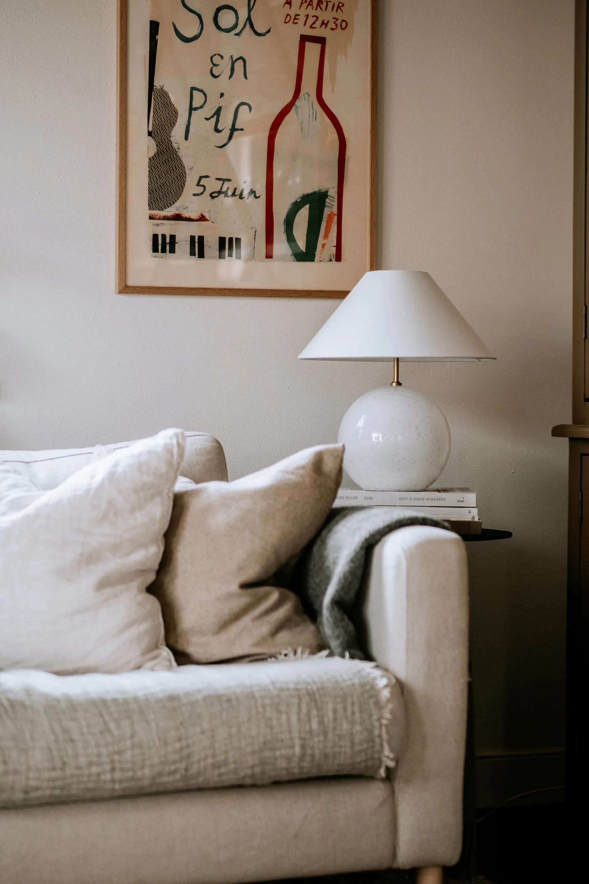 Επιτραπέζιο φωτιστικό Iris 35 39 cm, Λευκό Globen Lighting