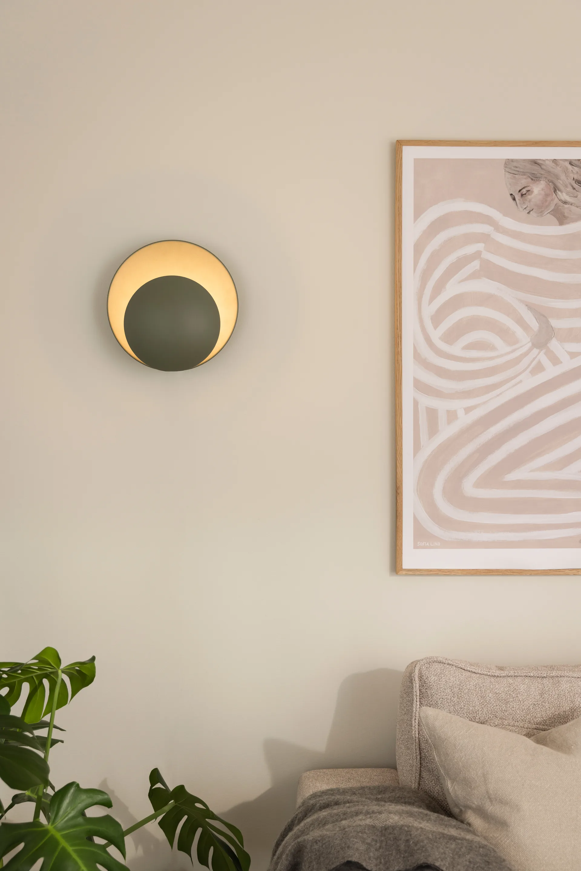 Orbit φωτιστικό τοίχου, Βαθύ πράσινο μοσχάρι Globen Lighting
