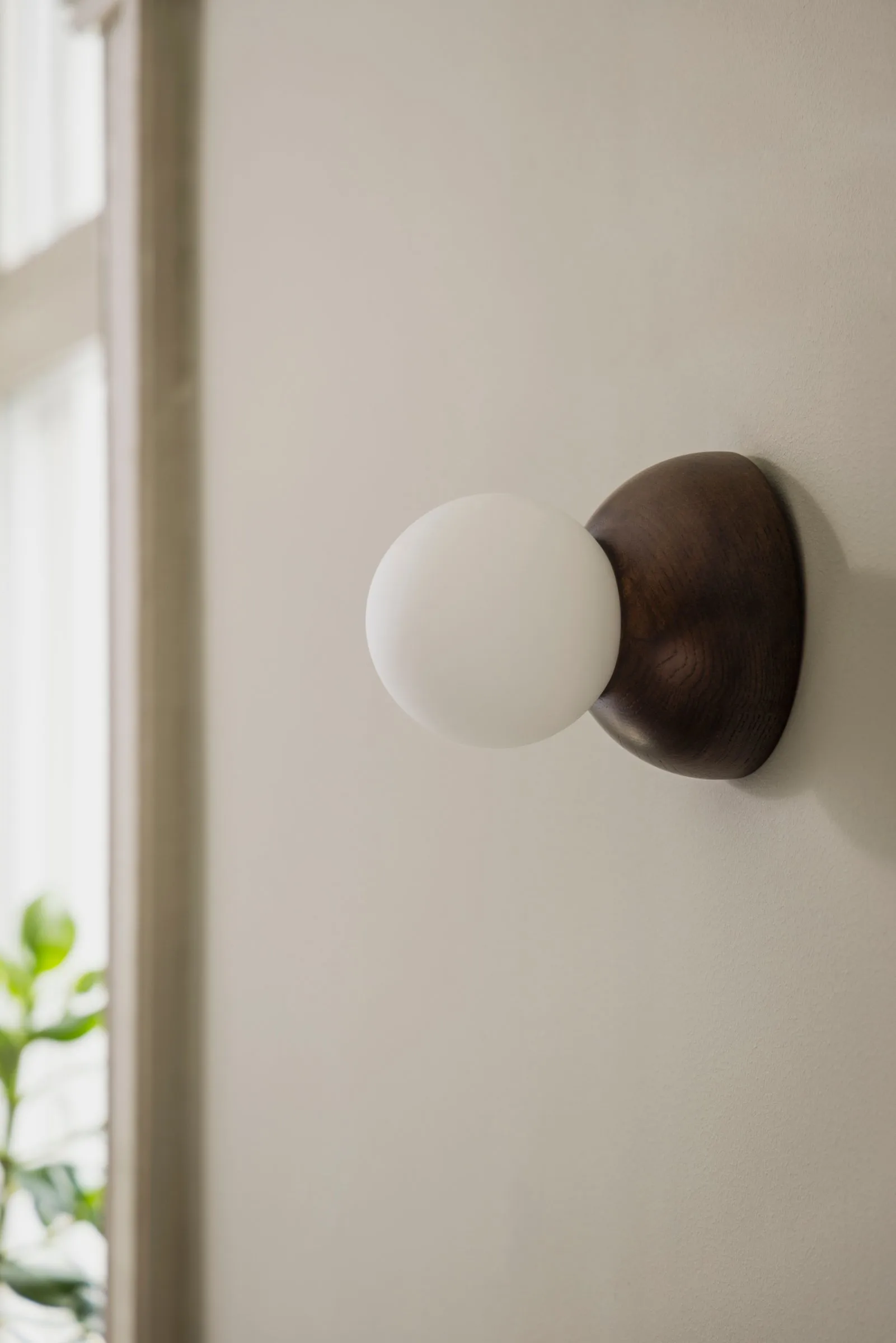 Torrano απλίκα/πλαφονιέρα 13 εκ., Καφέ βαμμένη δρυς Globen Lighting