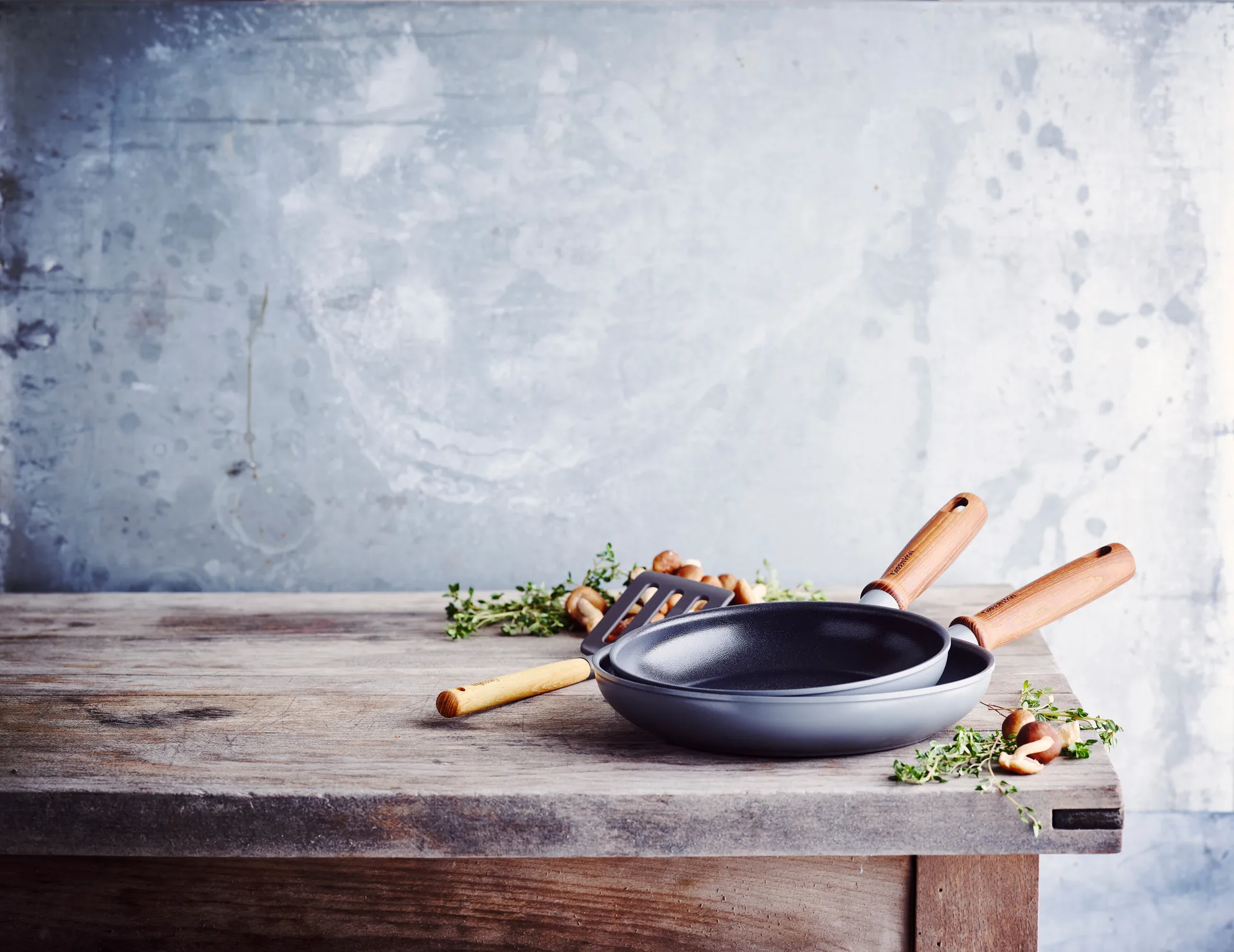 Mayflower Pro σετ τηγάνι + σπάτουλα για ψάρι, 3 τεμάχια GreenPan