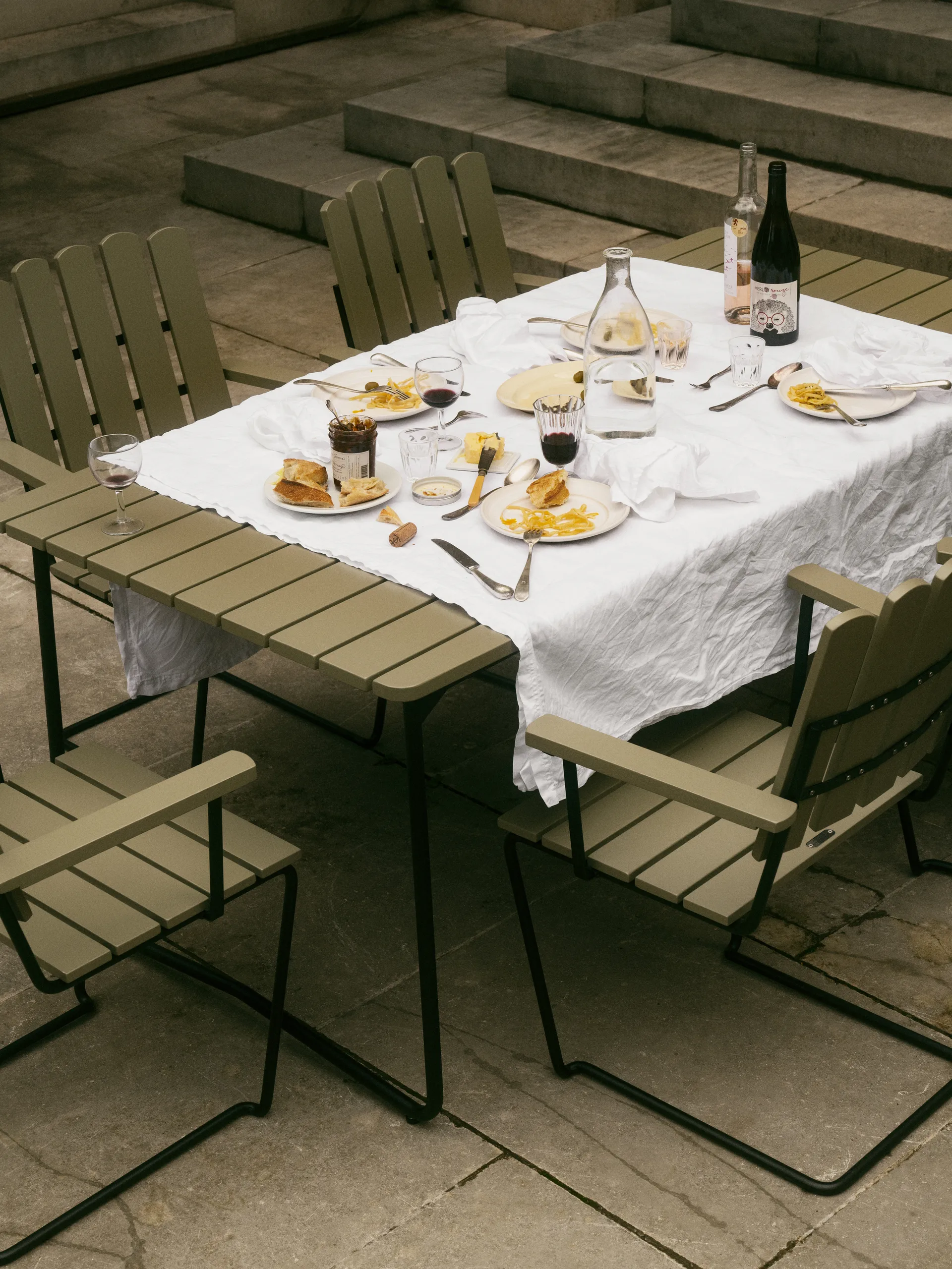 Τραπεζαρία B31, Ανοιχτό πράσινο δρυς-μαύρο Grythyttan Stålmöbler