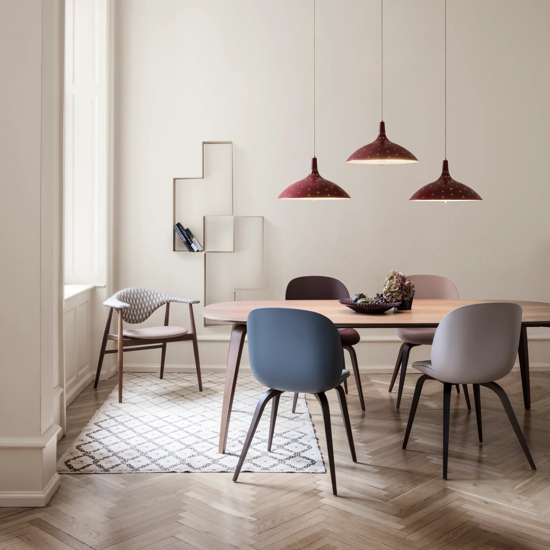 1965 κρεμαστό φωτιστικό, Κόκκινο του κιάντι GUBI