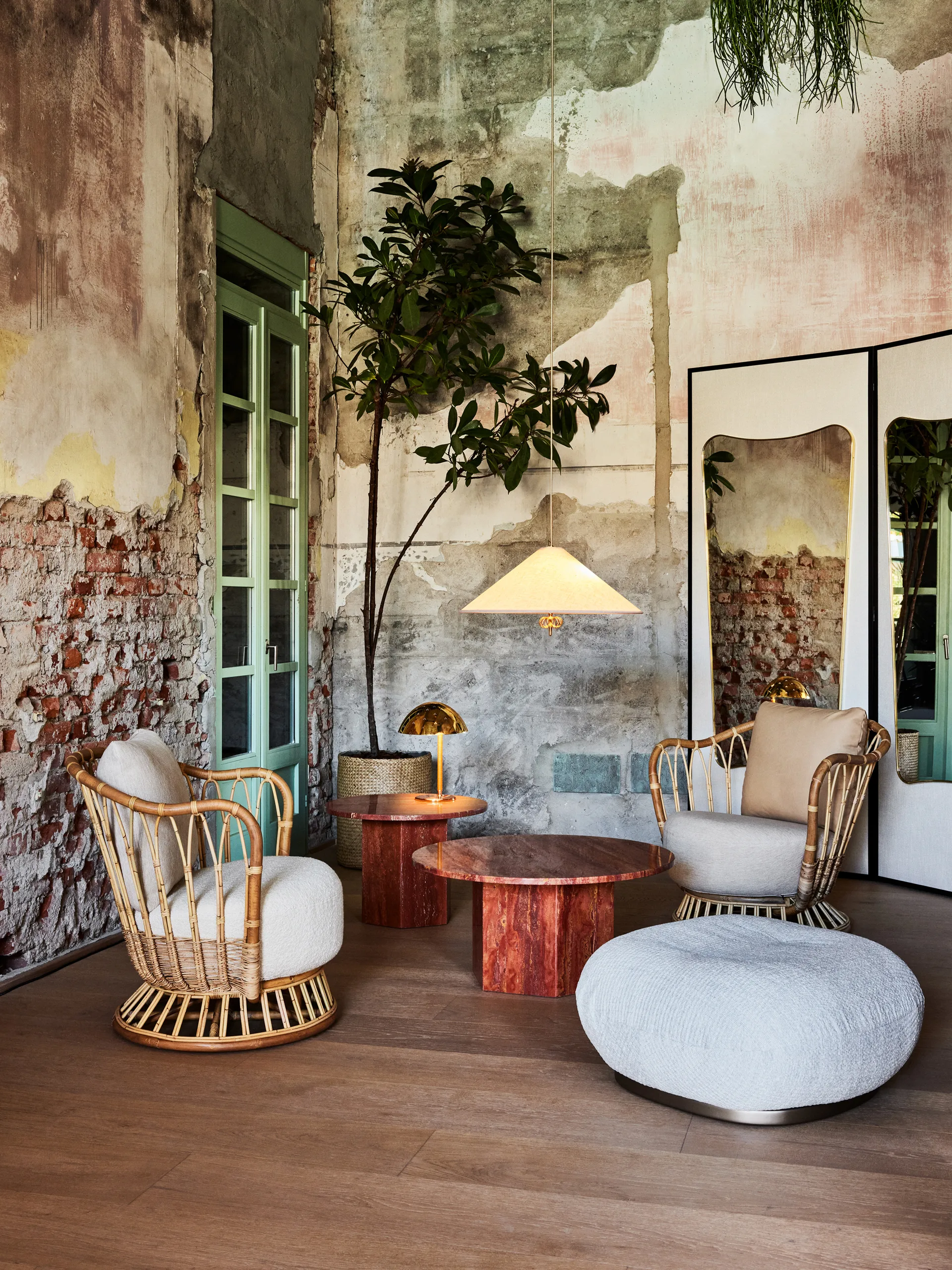 Φωτιστικό οροφής 1967 , Καμβάς-ορείχαλκος GUBI