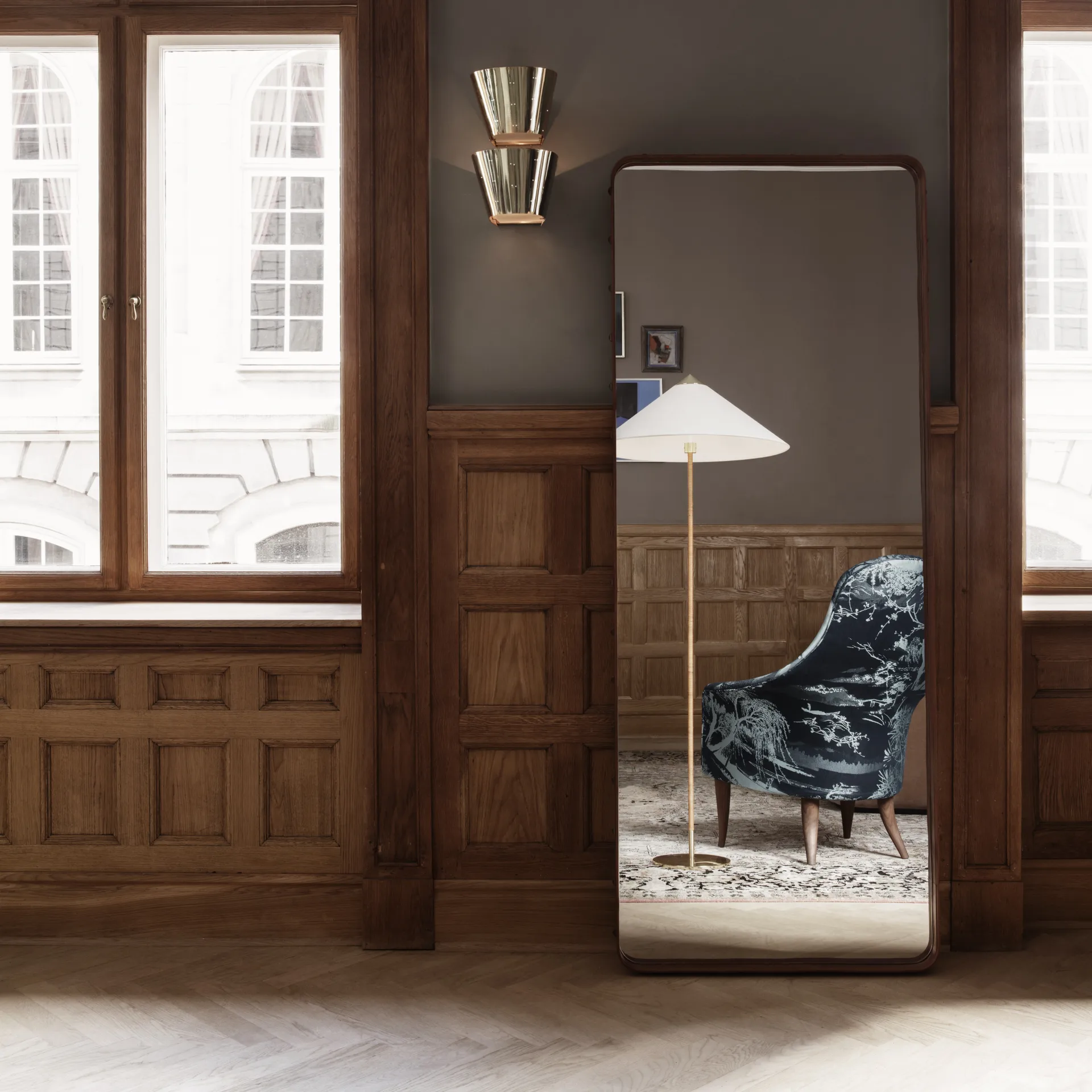 9464 φωτιστικό τοίχου, Μπρούτζος GUBI