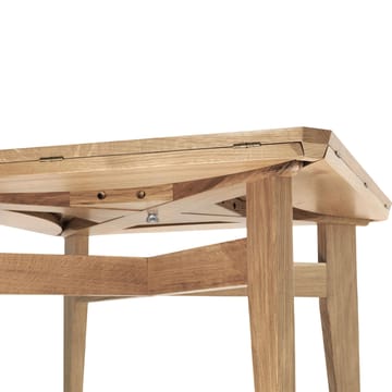 Τραπεζαρία B-Table - δρυς ματ λακαρισμένο - GUBI
