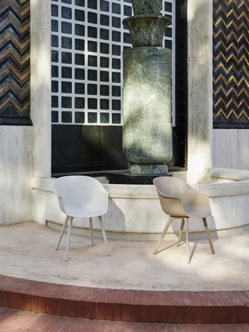 Bat Dining Υπαίθρια καρέκλα - New beige - GUBI