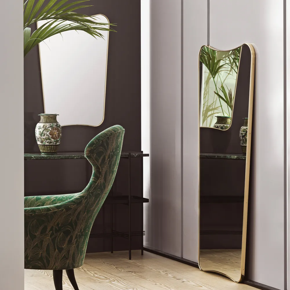 Καθρέφτης F.A.33, black brass, Μεγάλο GUBI