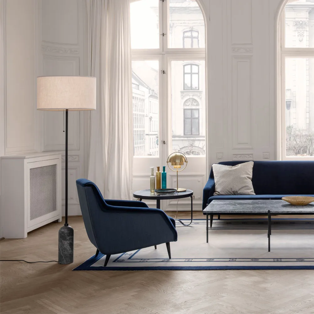 Φωτιστικό δαπέδου Gravity, μαύρο ατσάλι/καμβάς GUBI