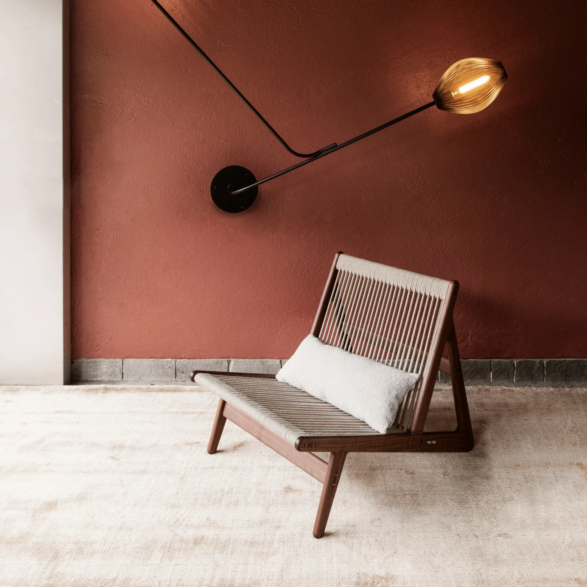Καρέκλα MR01 Initial Chair, Λαδωμένο καρυδόξυλο GUBI