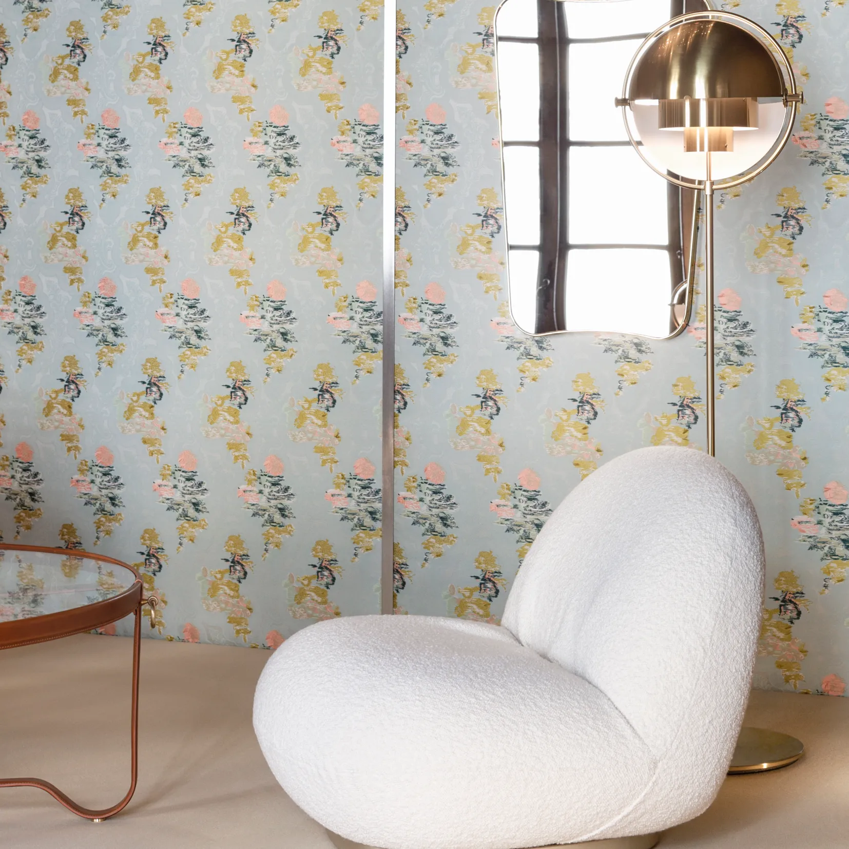 Multi-Lite φωτιστικό δαπέδου, Μπρούτζος-ορείχαλκος GUBI