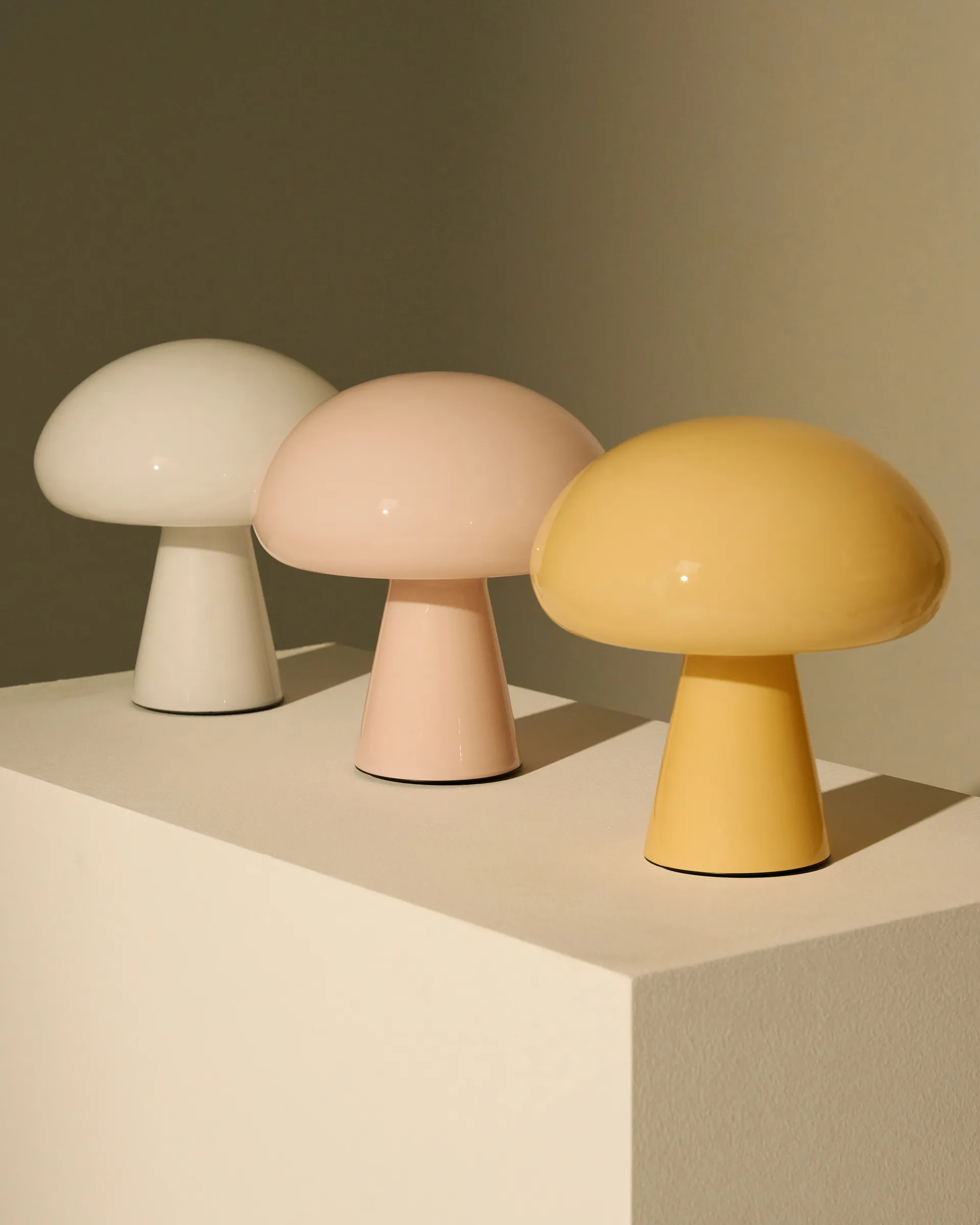 Obello επιτραπέζιο φωτιστικό, Powder pink GUBI