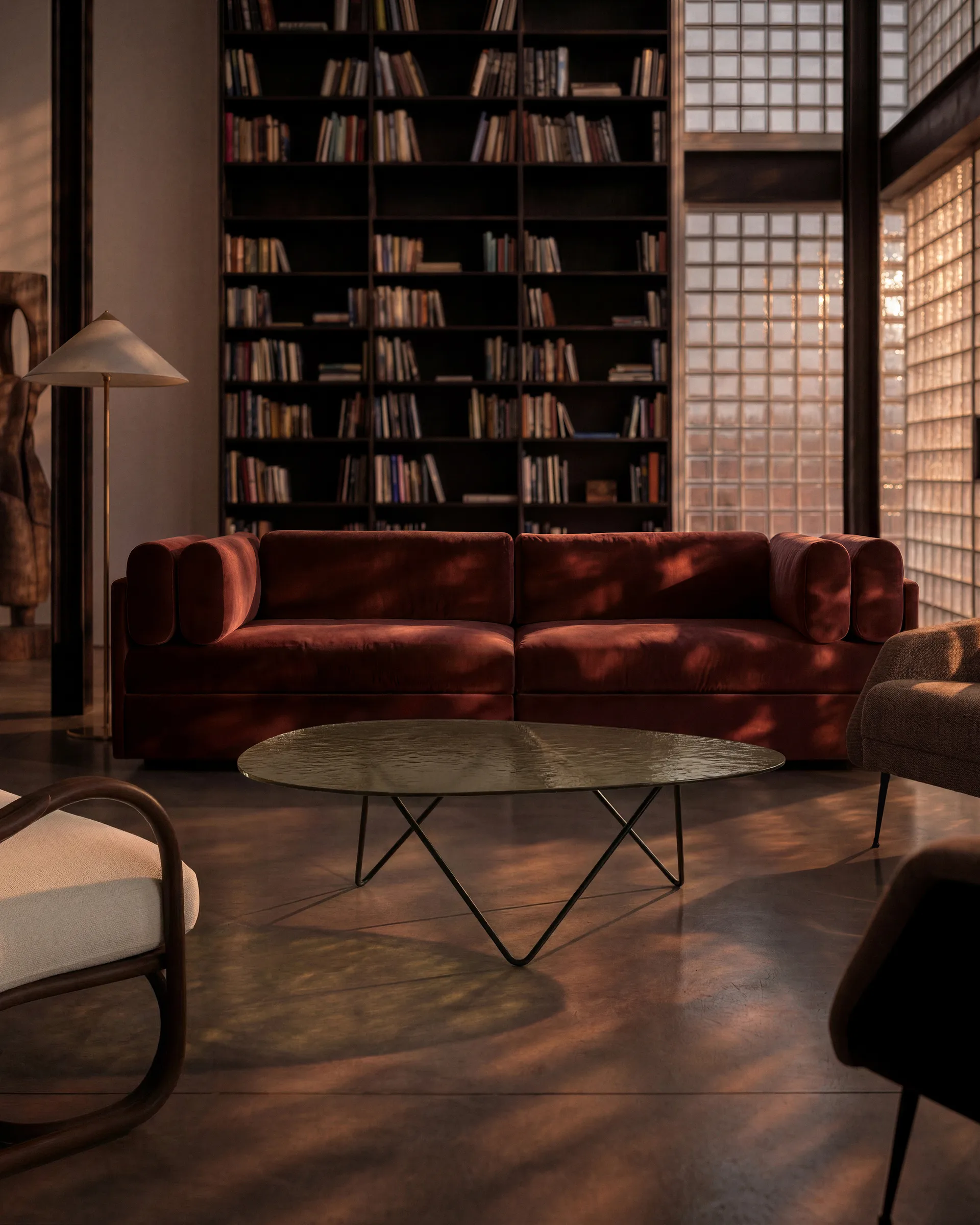 Τραπέζι καναπέ Pedrera, Μαύρο ημιμάτ γυαλί με υφή, smoke GUBI