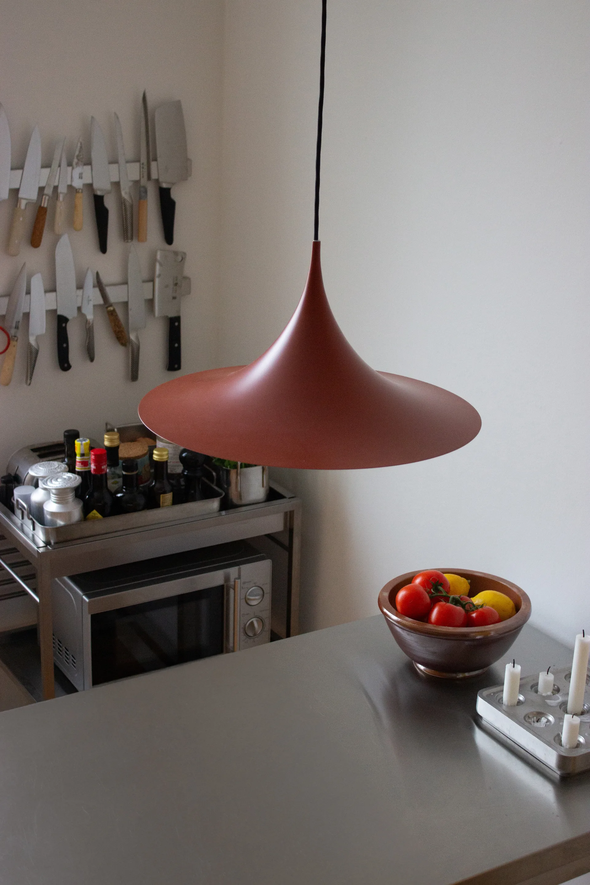 Semi φωτιστικό Ø 47 cm, Special Edition Auburn Red semi matt GUBI