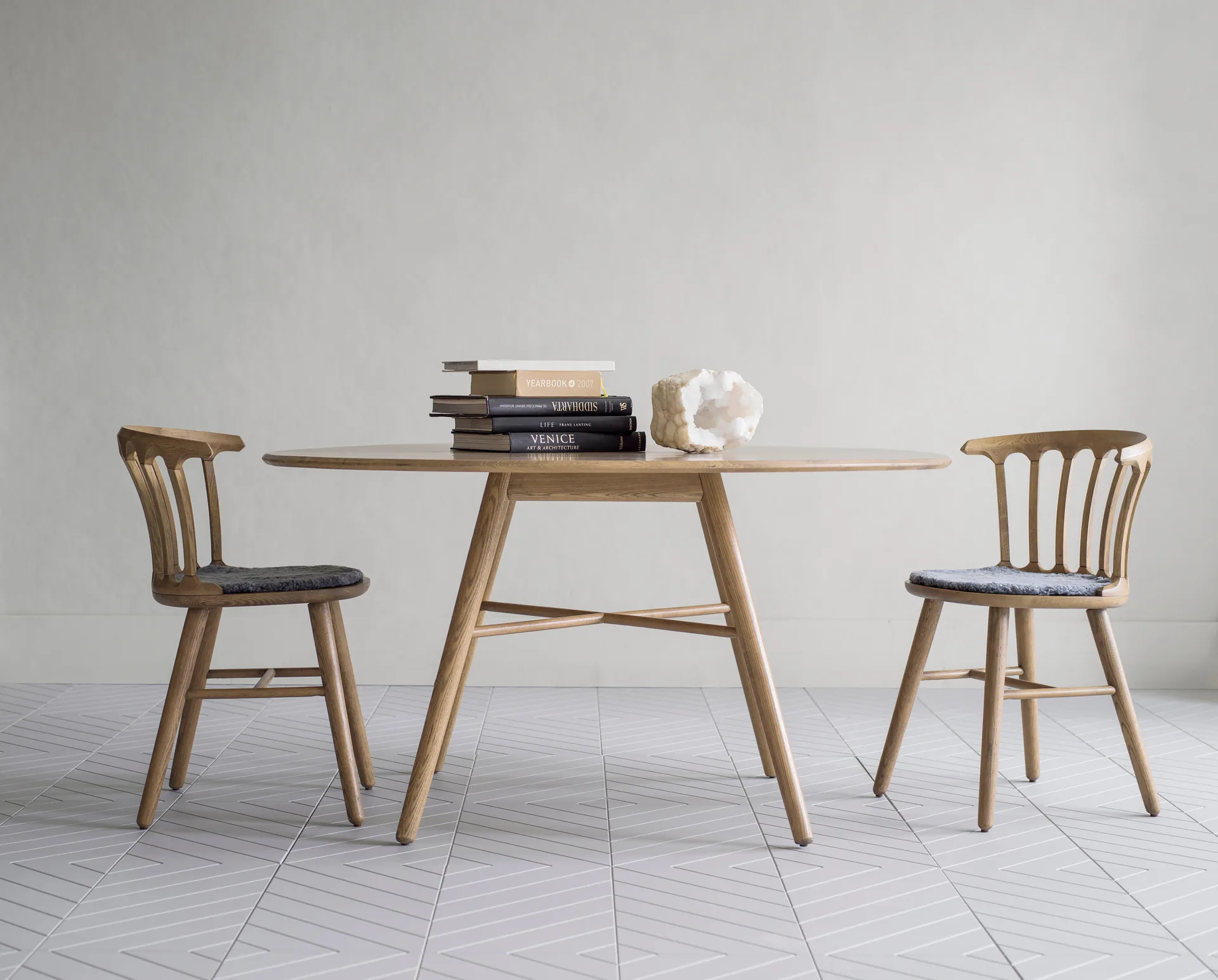 Τραπέζι, San Marco, Ø140 εκ, Λαδωμένη δρυς Hans K