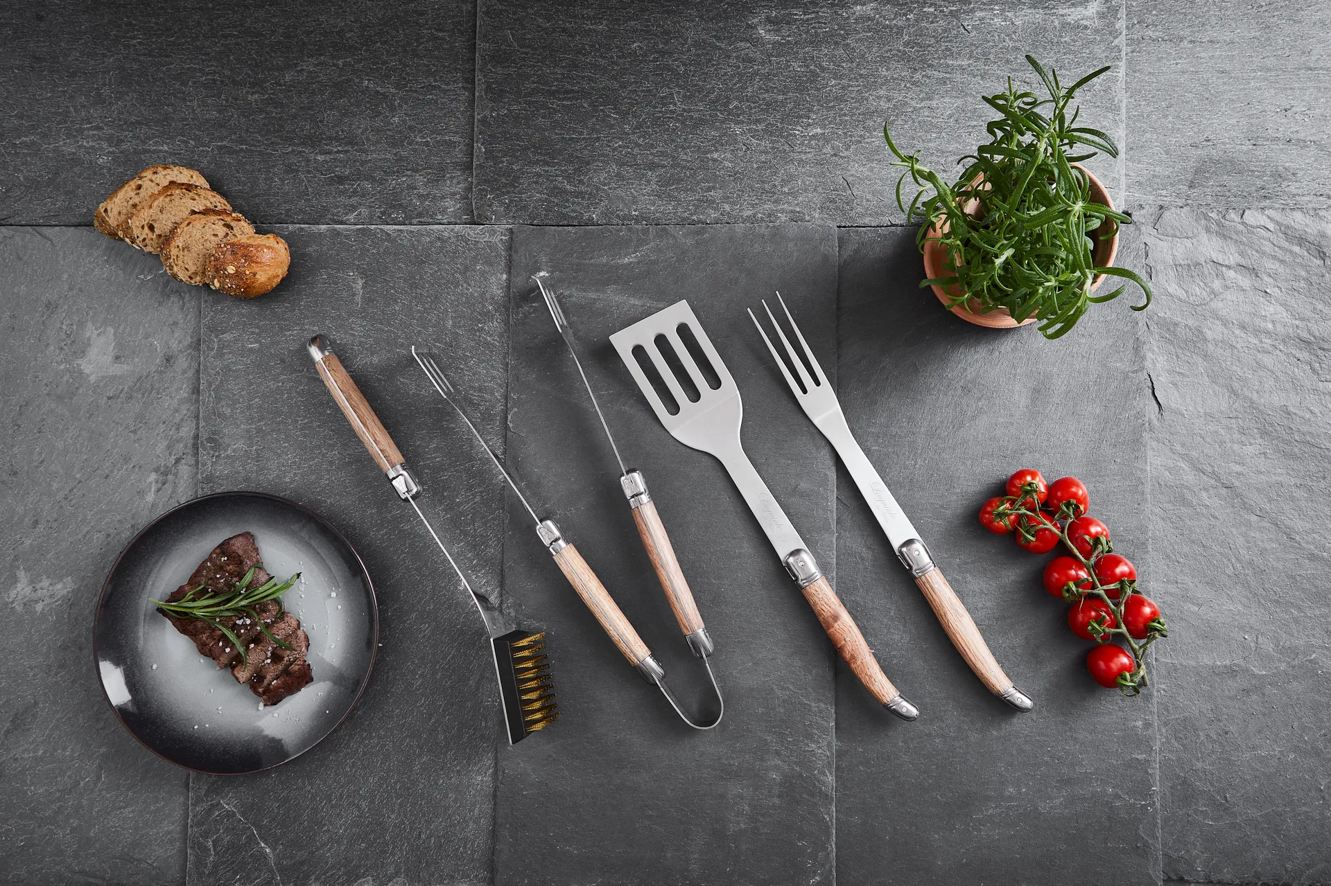 Laguiole By Hâws BBQ σετ ψησίματος 4 τεμαχίων, Oak Hâws