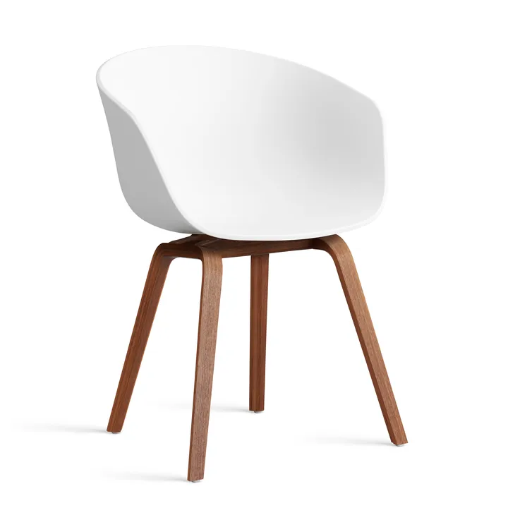 About a Chair 22 2.0 καρέκλα - Λευκά-λακαρισμένη βάση καρυδιάς - HAY