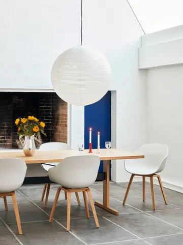 About a Chair 22 2.0 καρέκλα - Melange cream-βαμμένη βάση από δρυ។ - HAY