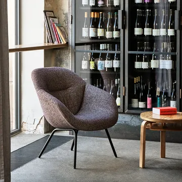 About a Lounge 87 Soft πολυθρόνα - ύφασμα swarm πολύχρωμο, μαύρο χαλύβδινο σκελετό - HAY