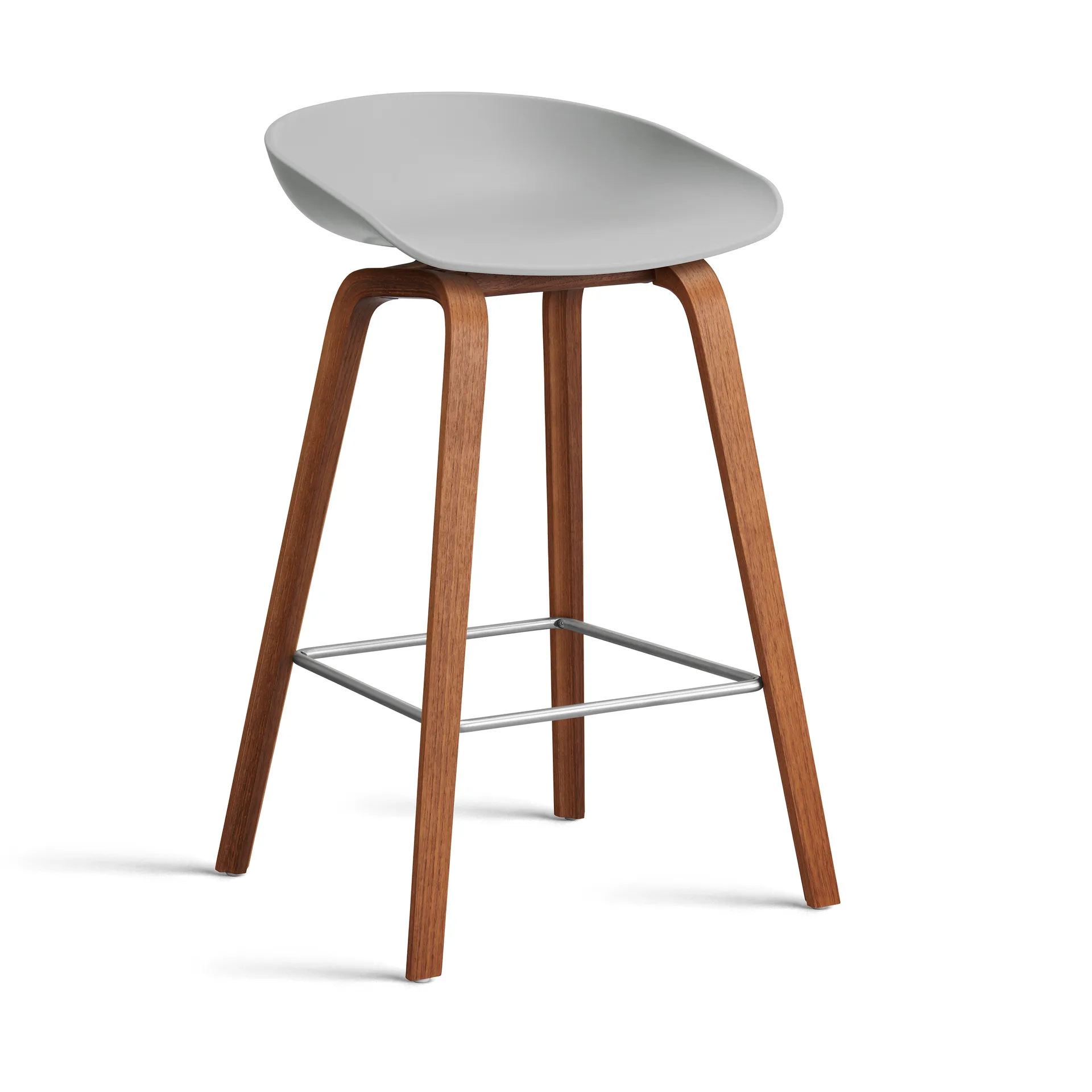 About a Stool 32 Low σκαμπό μπαρ με βάση από καρυδιά 2.0, Concrete grey-ανοξείδωτο ατσάλι στήριγμα HAY