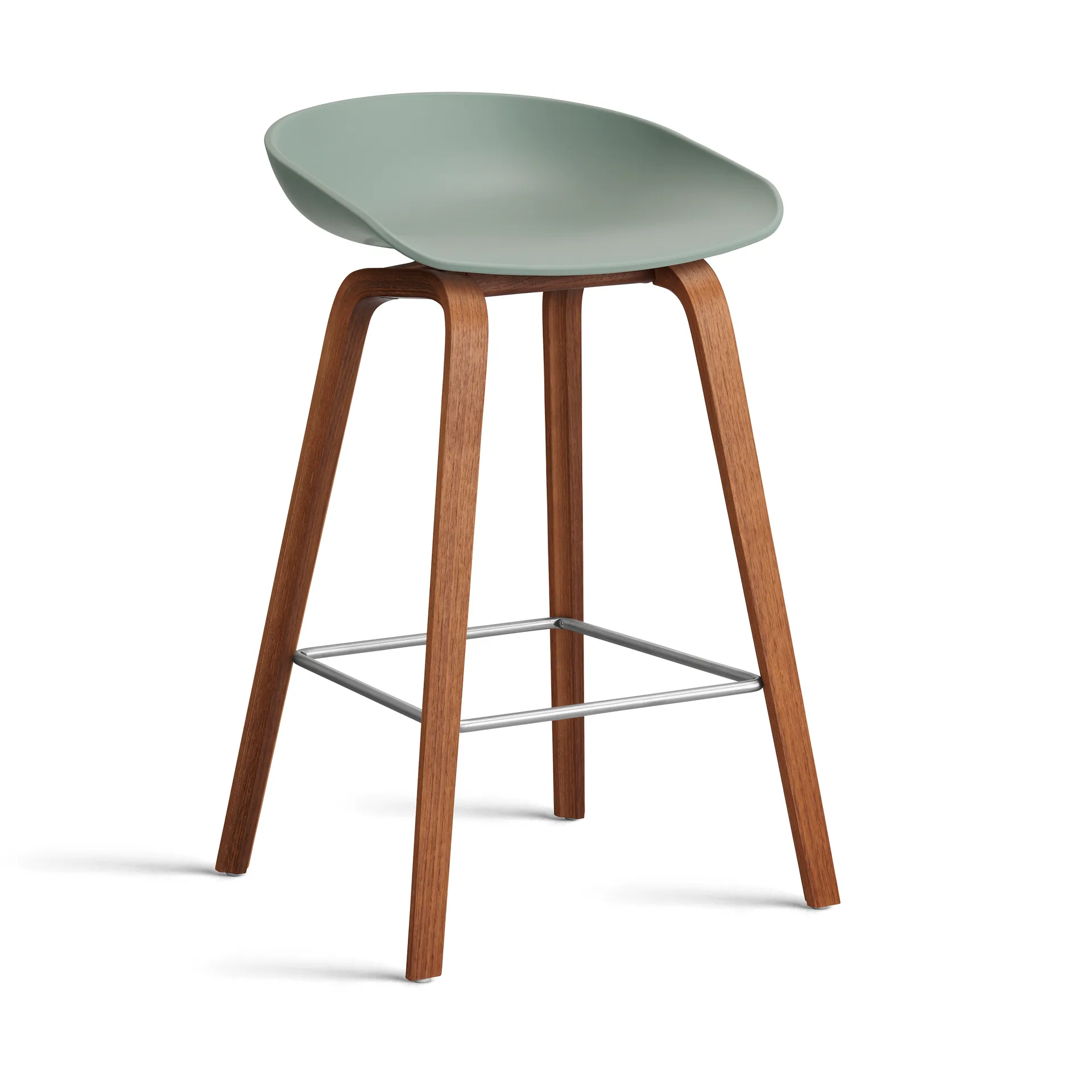 About a Stool 32 Low σκαμπό μπαρ με βάση από καρυδιά 2.0, Fall green-ανοξείδωτο ατσάλι στήριγμα HAY