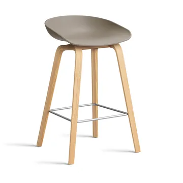 About a Stool 32 Low σκαμπό μπαρ βαμμένη βάση δρυς 2.0 - Khaki-ανοξείδωτος χαλύβδινος σκελετός - HAY