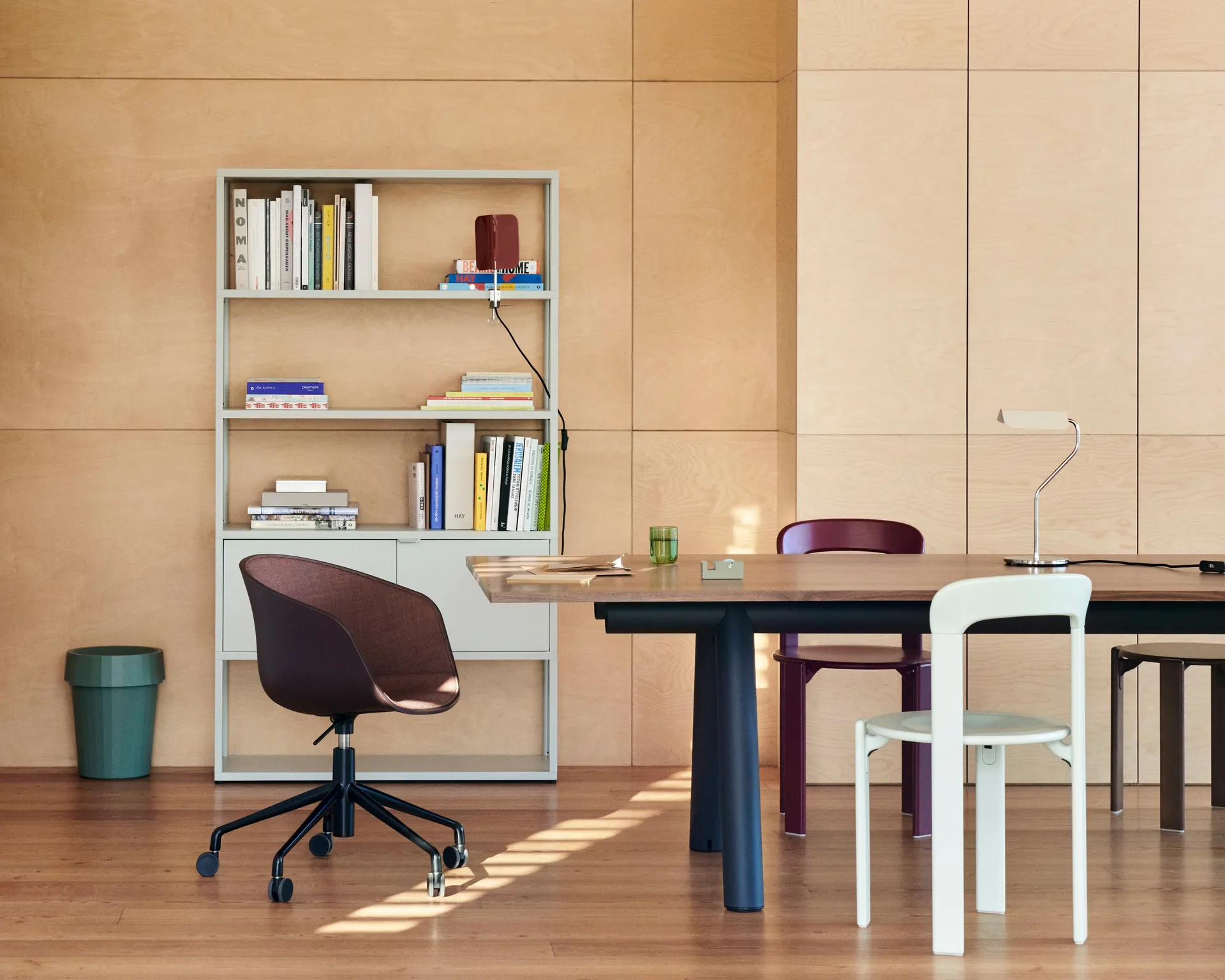 Λαμπτήρας Apex Clip, Maroon red HAY