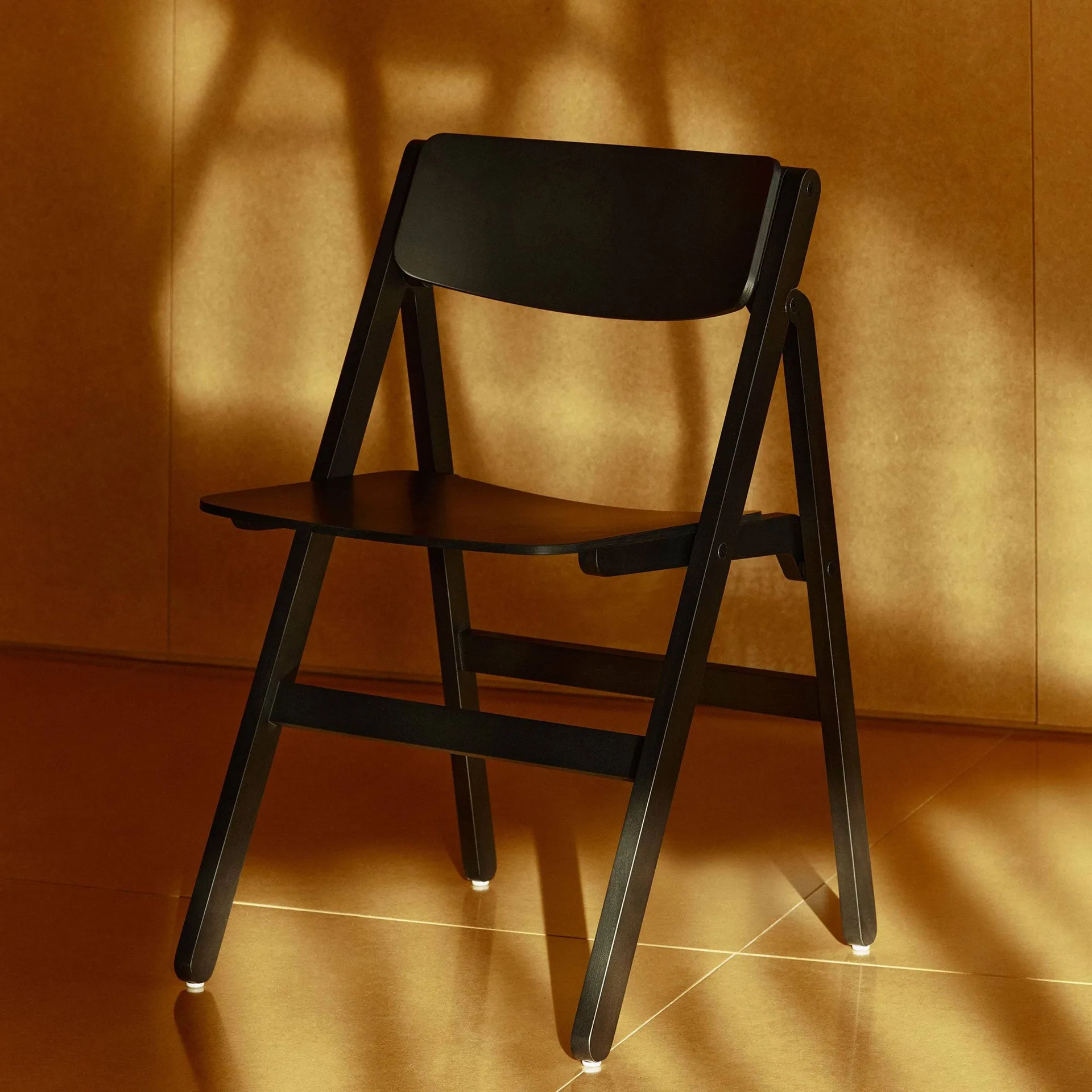 Backflip Chair καρέκλα, Anthracite βαμμένη οξιά HAY