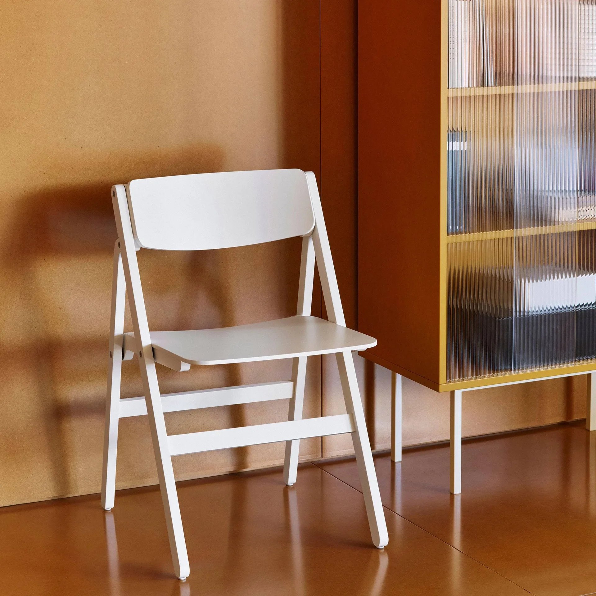 Backflip Chair καρέκλα, Cream white βαμμένη οξιά HAY
