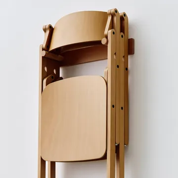 Backflip Chair επιτοίχια βάση για καρέκλα - Golden βαμμένη οξιά - HAY