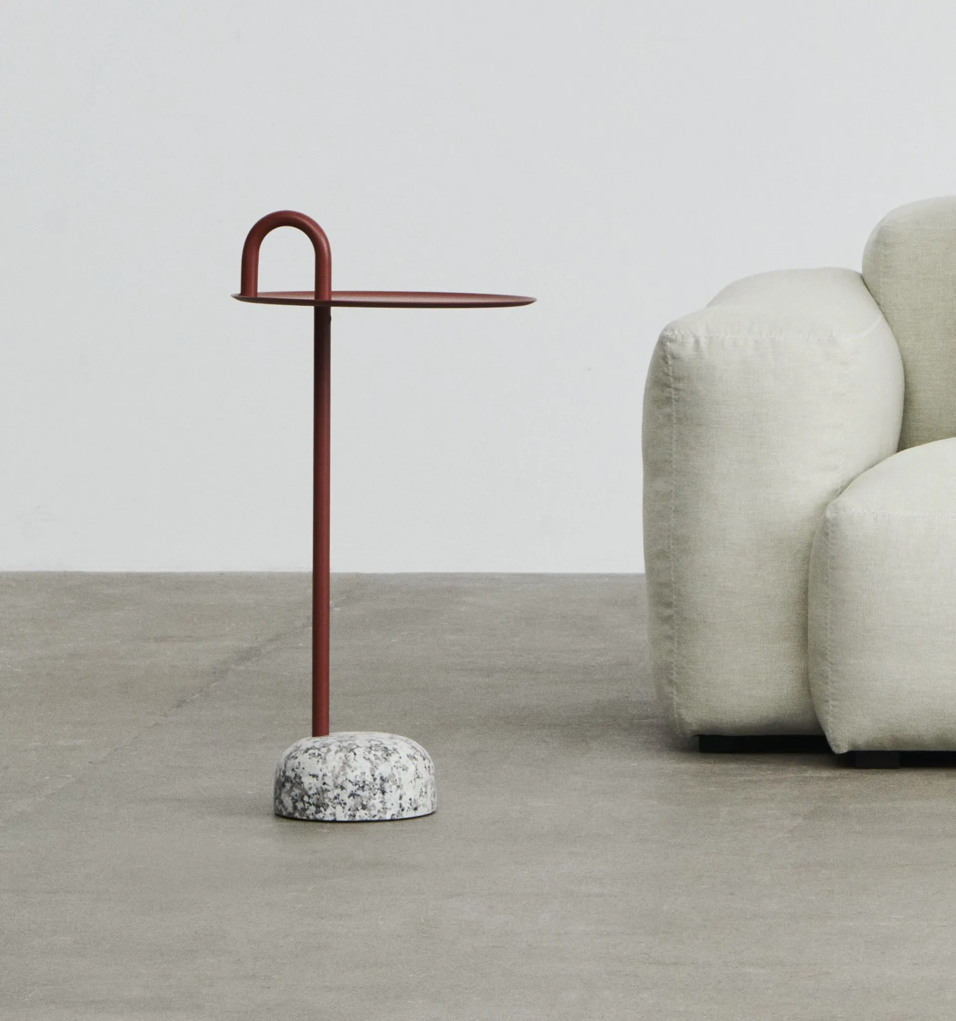 Bowler βοηθητικό τραπεζάκι, Tile red-granite HAY