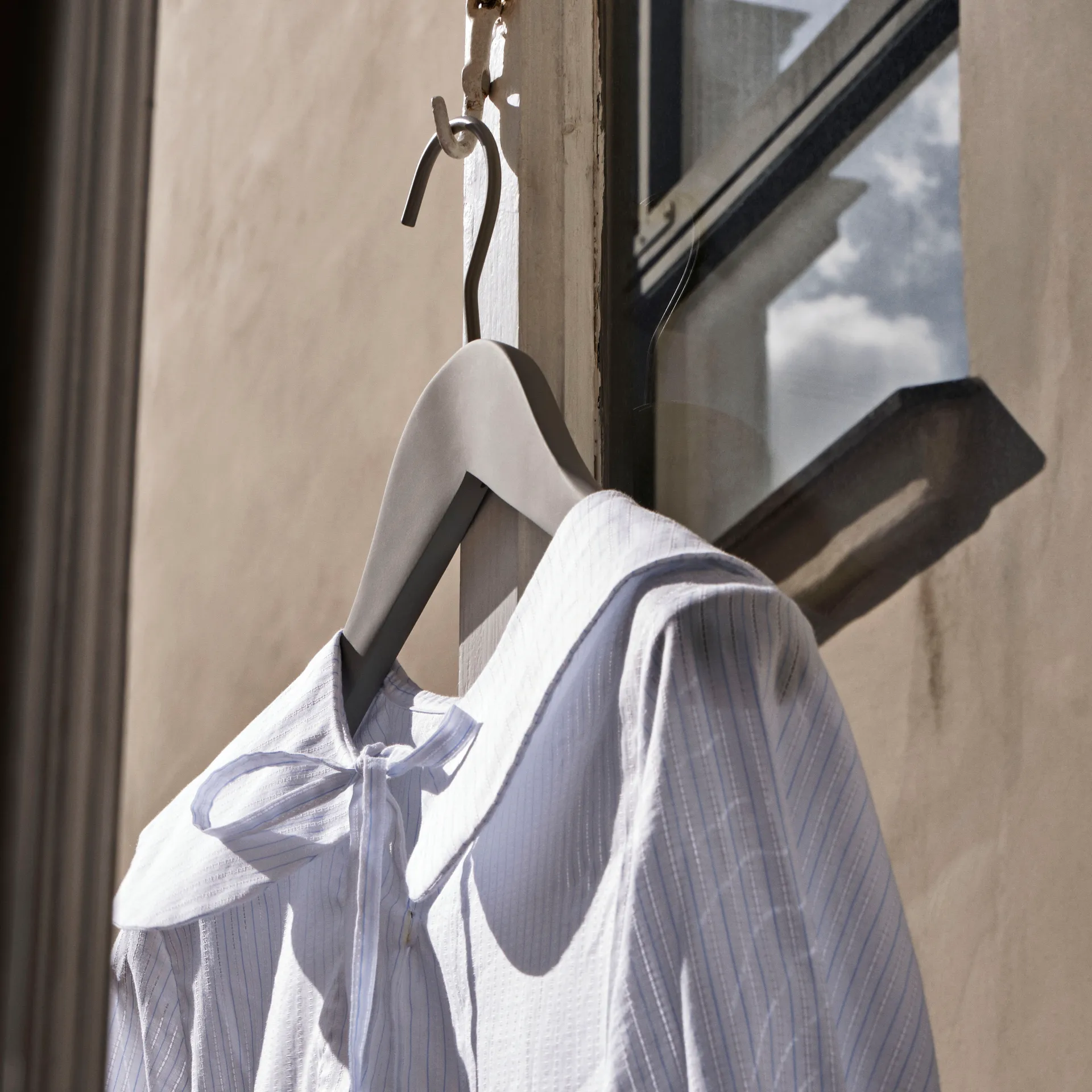 HAY κρεμάστρα Συσκευασία 4 τεμαχίων, Μαύρο HAY