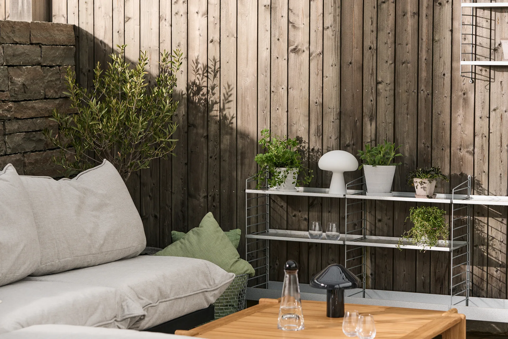 HAY γλάστρα με πιατάκι L, Γκρι HAY