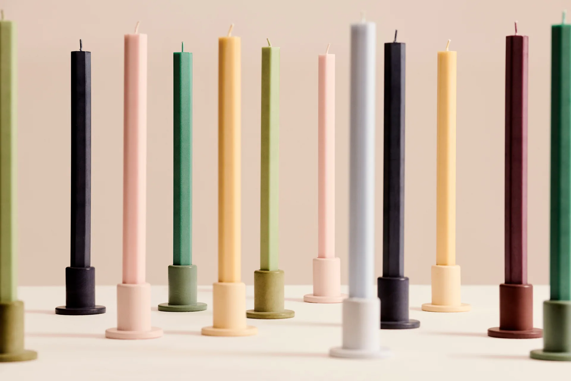 Hexagon Candle κεριά mix 4 τεμάχια, Dark HAY