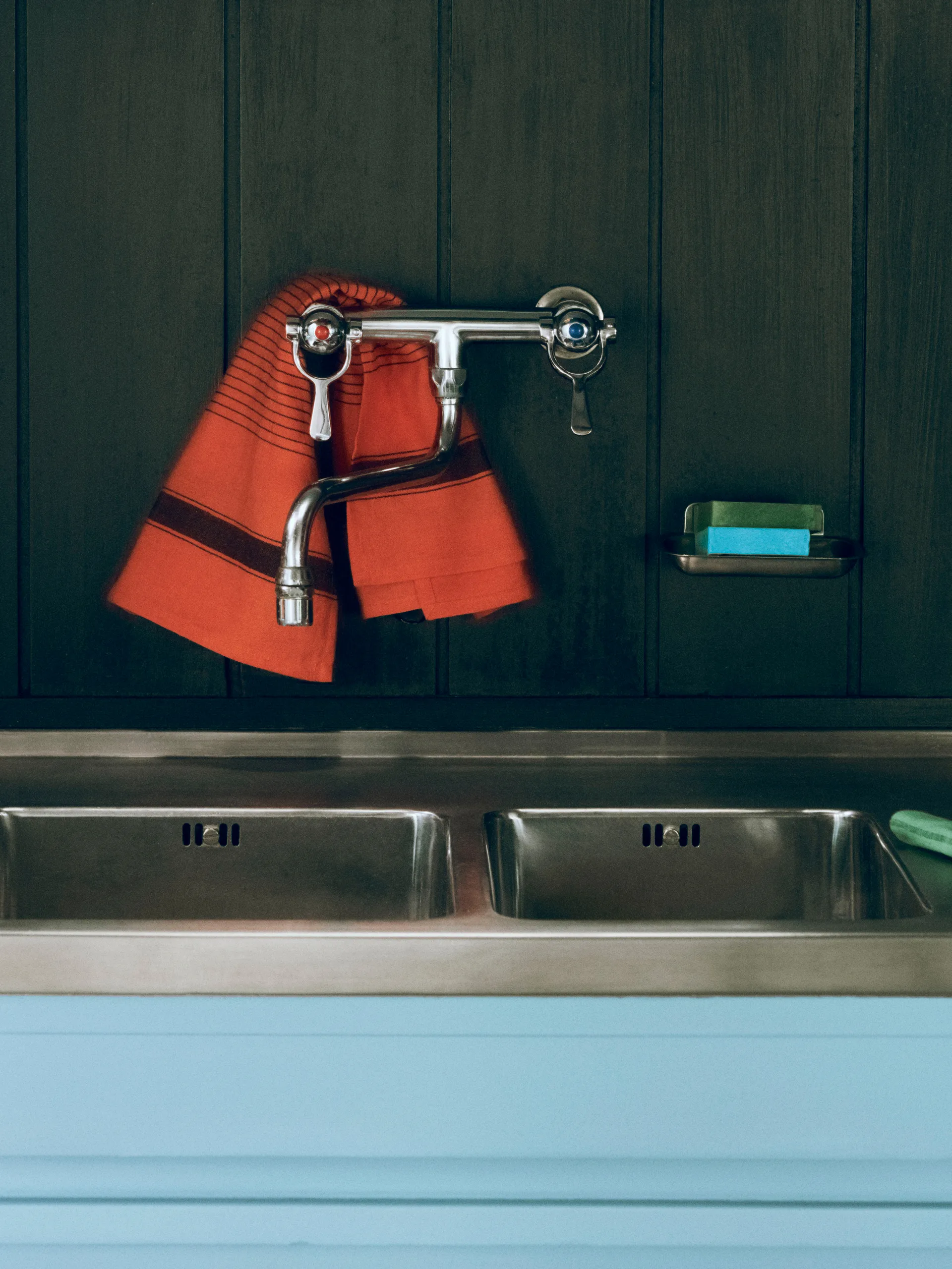 Linear πετσέτα κουζίνας 52x80 cm, Warm red HAY