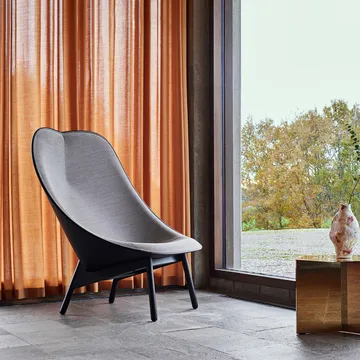 Πολυθρόνα lounge Uchiwa - Black/white-μαύρη δρυς-μαύρο δέρμα - HAY