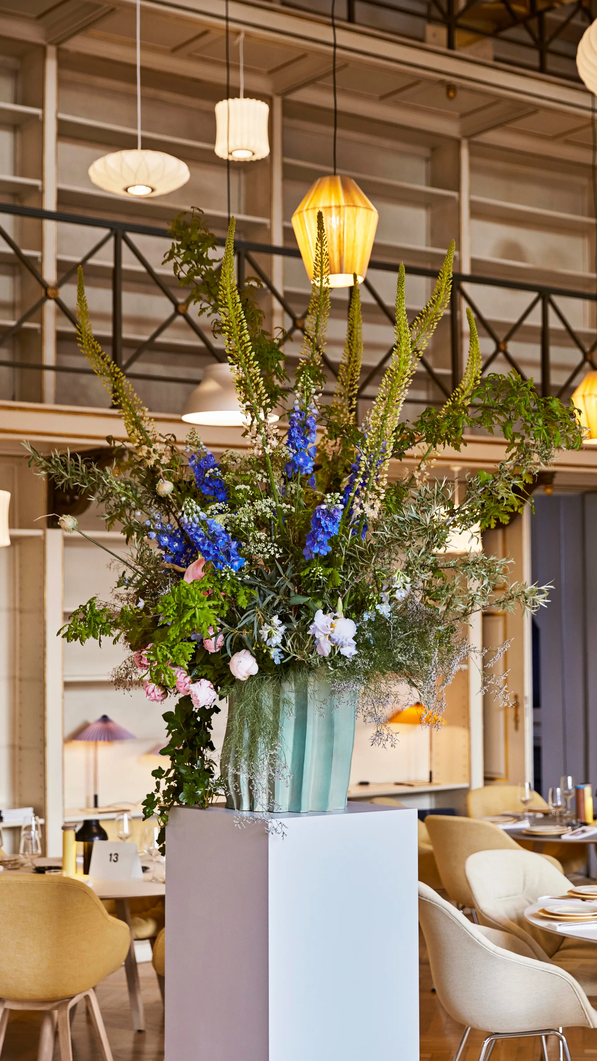 Nelson Bubble Lantern κρεμαστό φωτιστικό, Υπόλευκο HAY