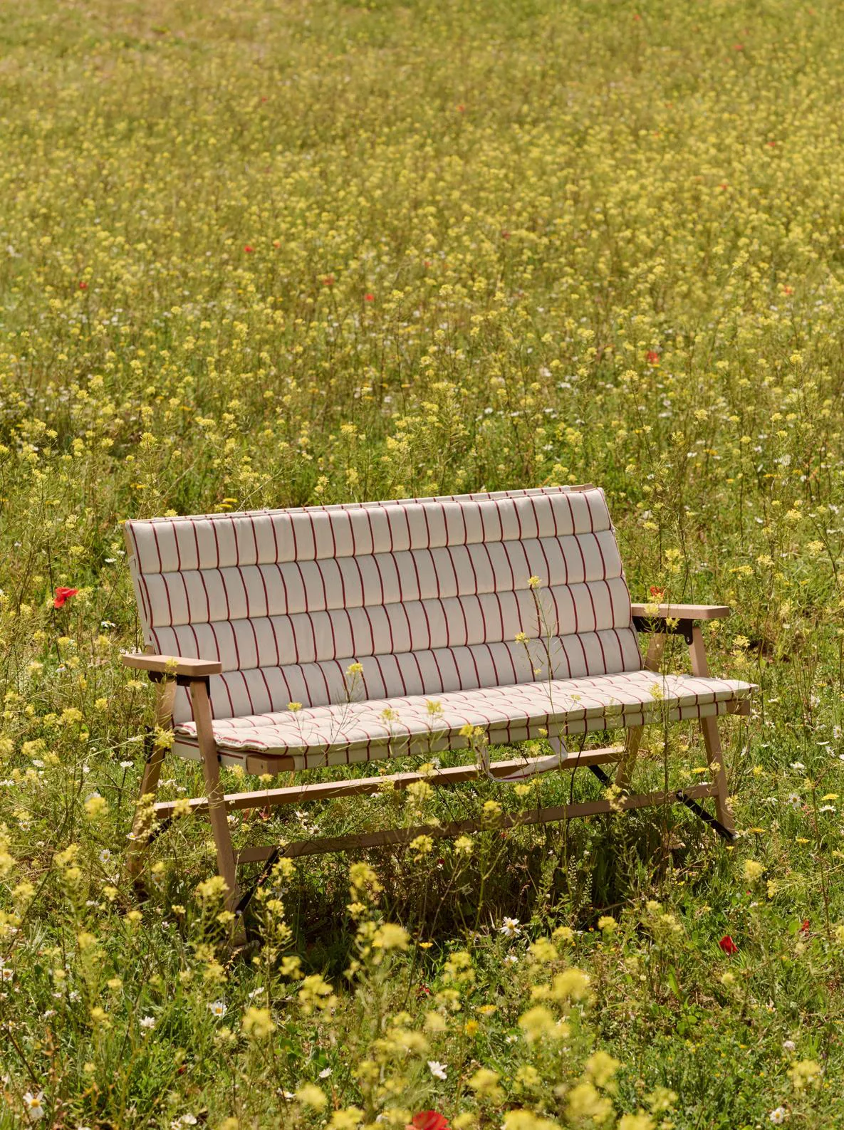 Outdoor Market πτυσσόμενος καναπές, Μπεζ-κόκκινο, 2 θέσεων HAY