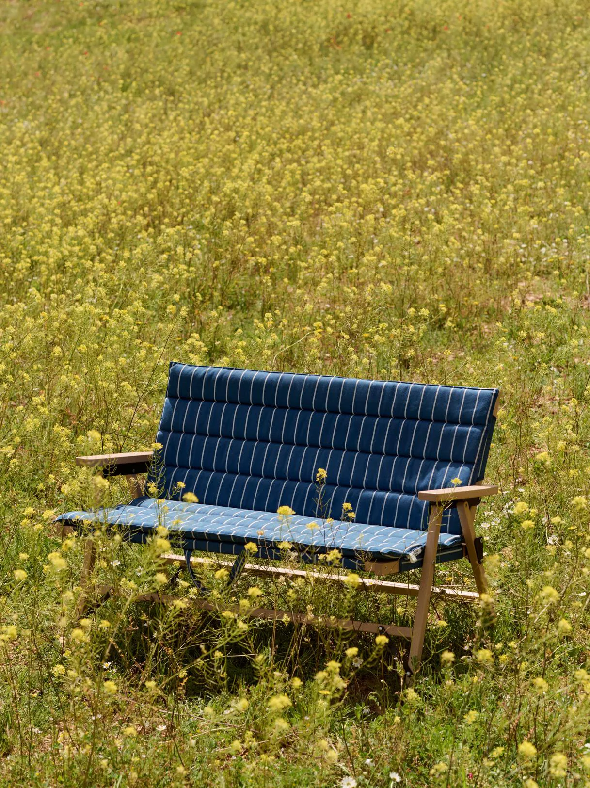 Outdoor Market πτυσσόμενος καναπές, Μπλε-μπεζ, 2 θέσεων HAY