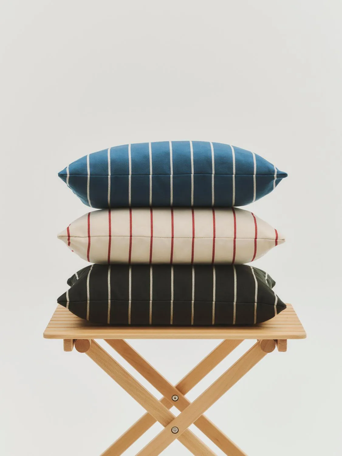 Outdoor Market μαξιλάρι, Μπεζ-κόκκινο, 45x35 εκ. HAY