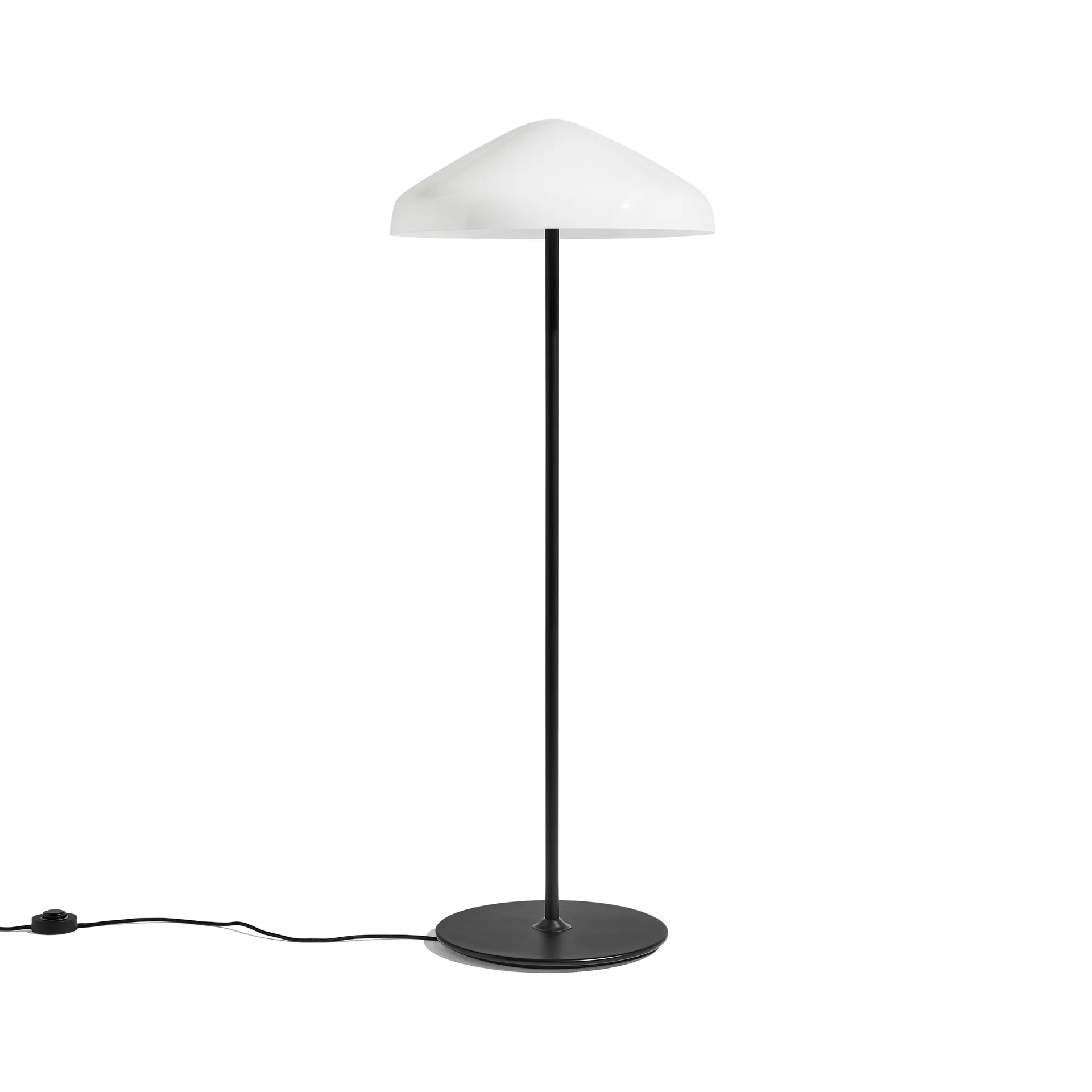 Pao Glass φωτιστικό δαπέδου, White opal glass HAY