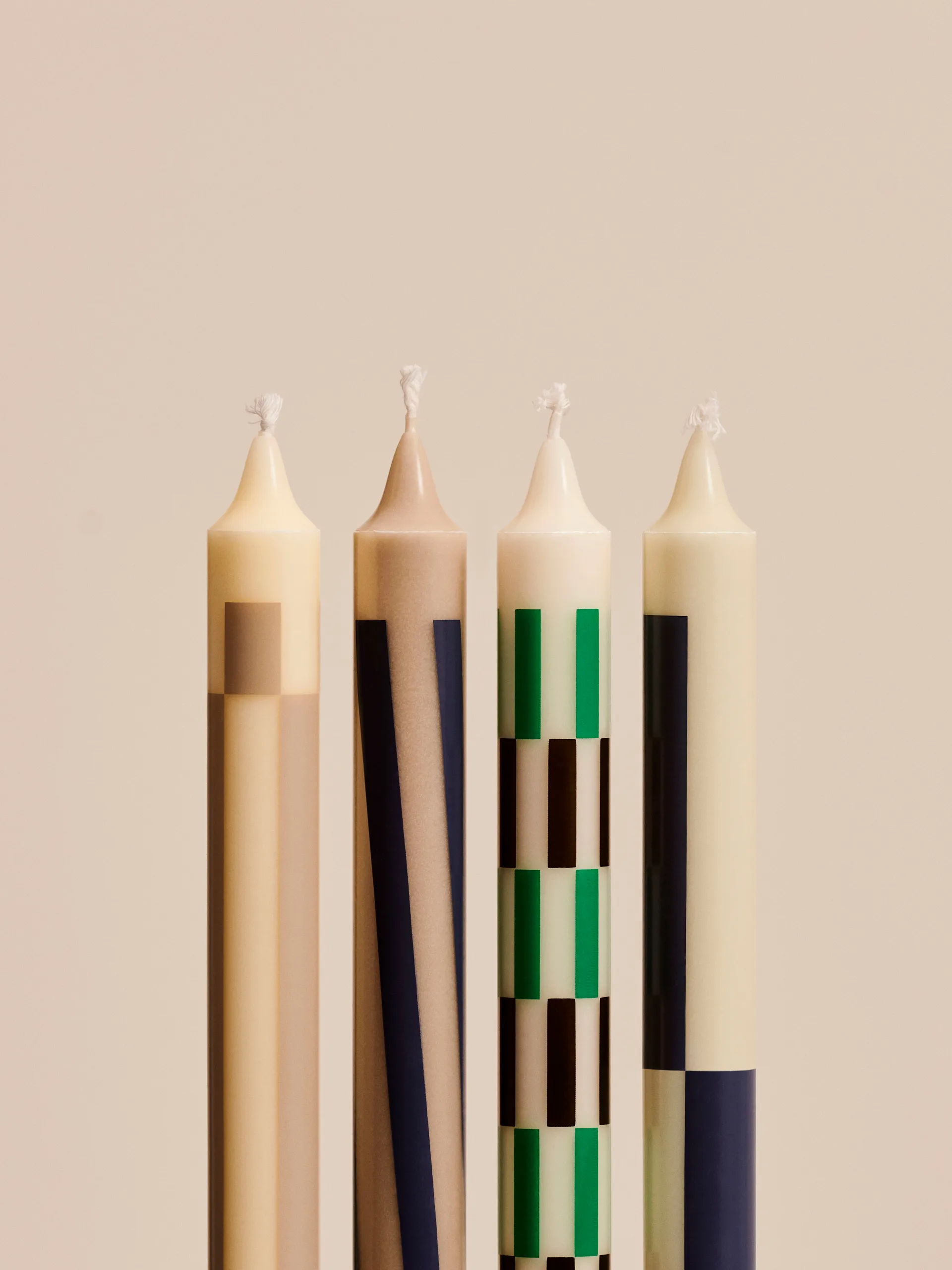 Pattern candle mix συσκευασία 4 τεμαχίων, Cream-dark HAY