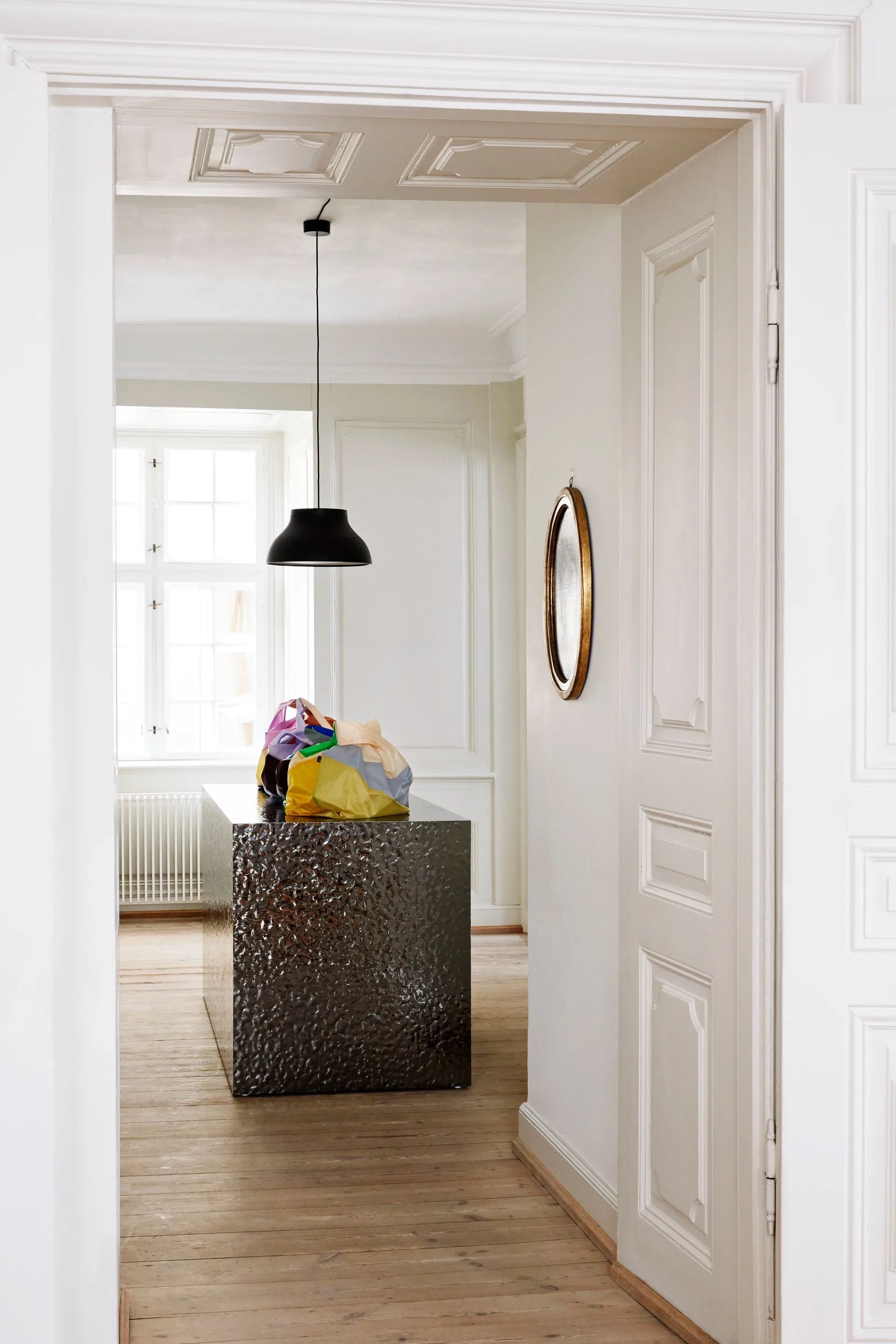 PC κρεμαστό φωτιστικό M Ø40 cm, Απαλό μαύρο HAY