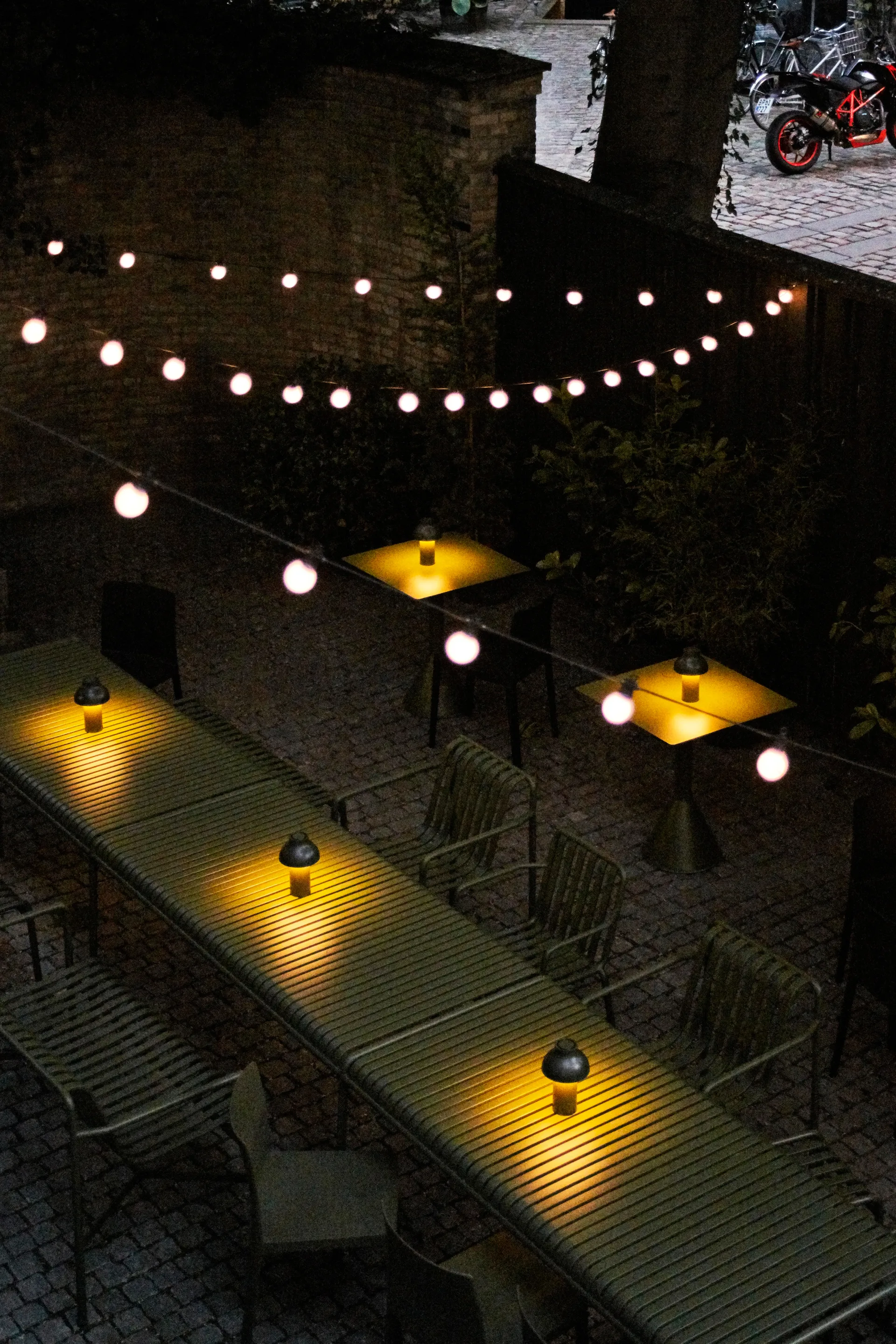 PC φορητό επιτραπέζιο φωτιστικό, Απαλό μαύρο HAY