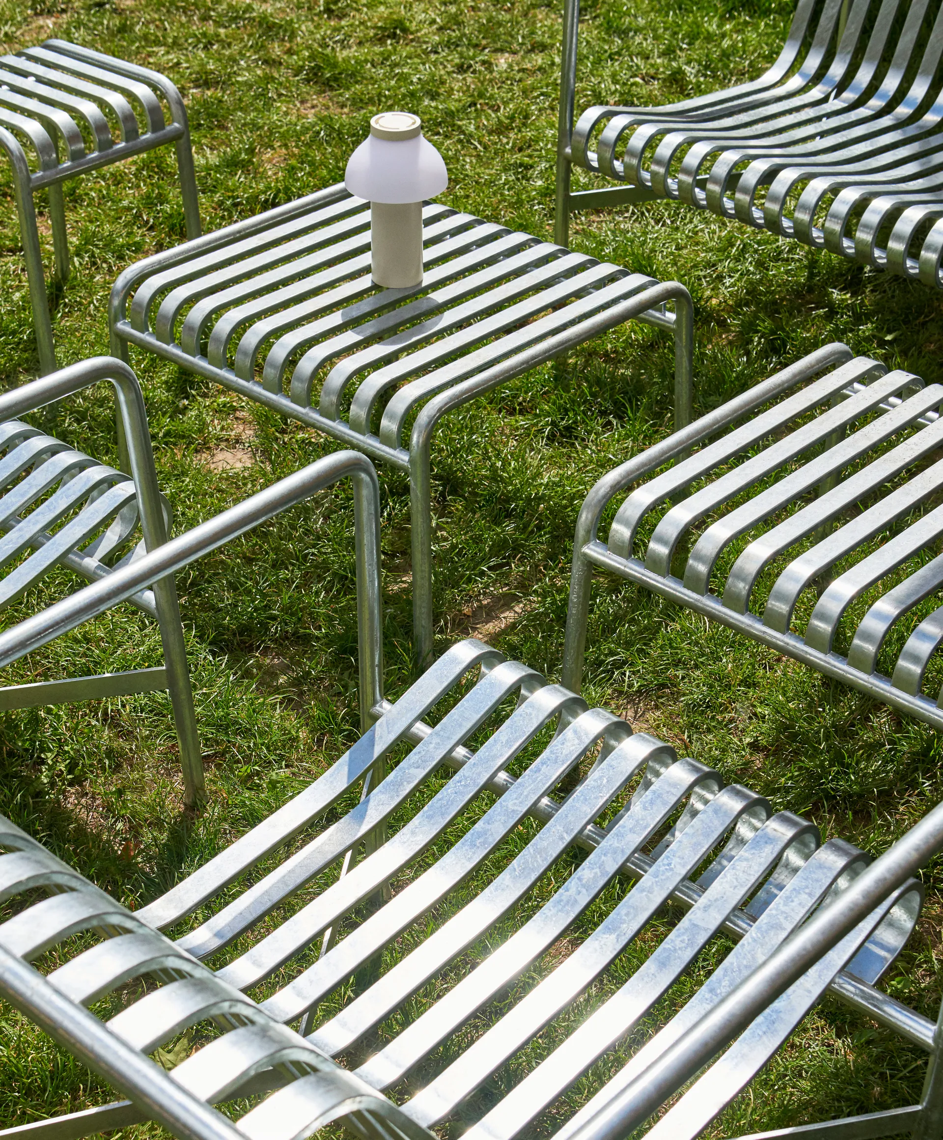 PC φορητό επιτραπέζιο φωτιστικό, Κρεμ λευκό HAY