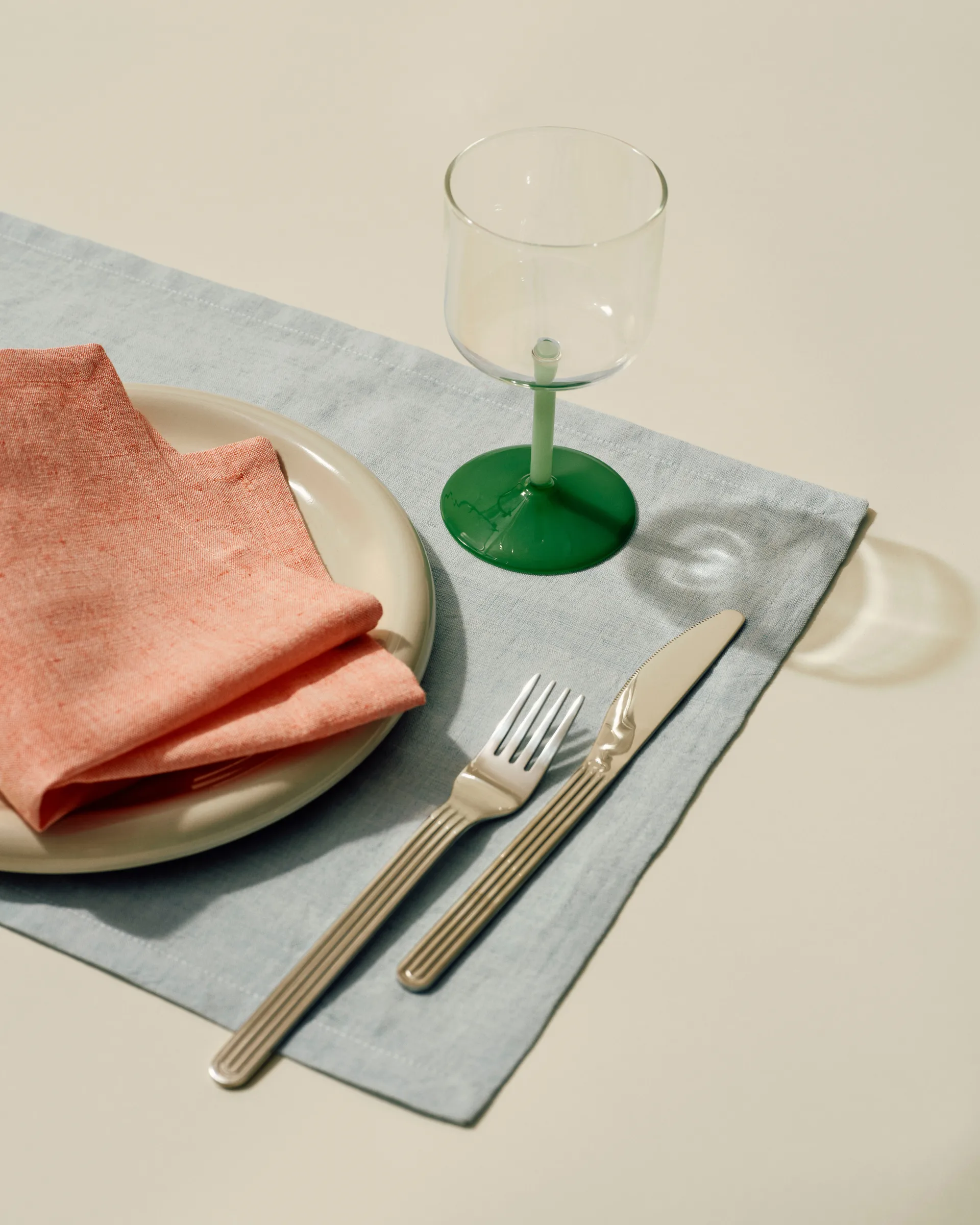 Tint coupe glasses 200 ml, συσκευασία 2 τεμαχίων, Clear-jade light green-jade dark green HAY